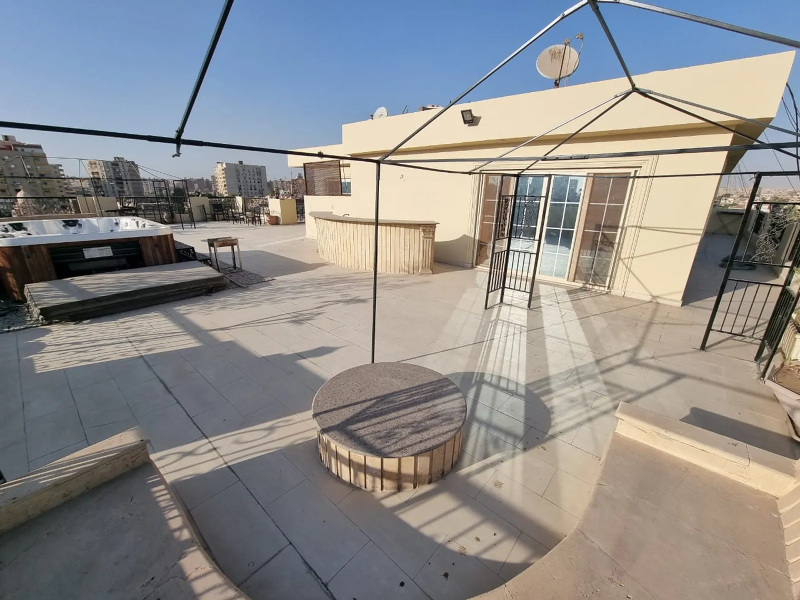 Penthouses For Sale In Maadi Maadi Sarayat Area: 600 m² consists of 5 Bedrooms 4 Bathrooms Furnished 5 stars #2662