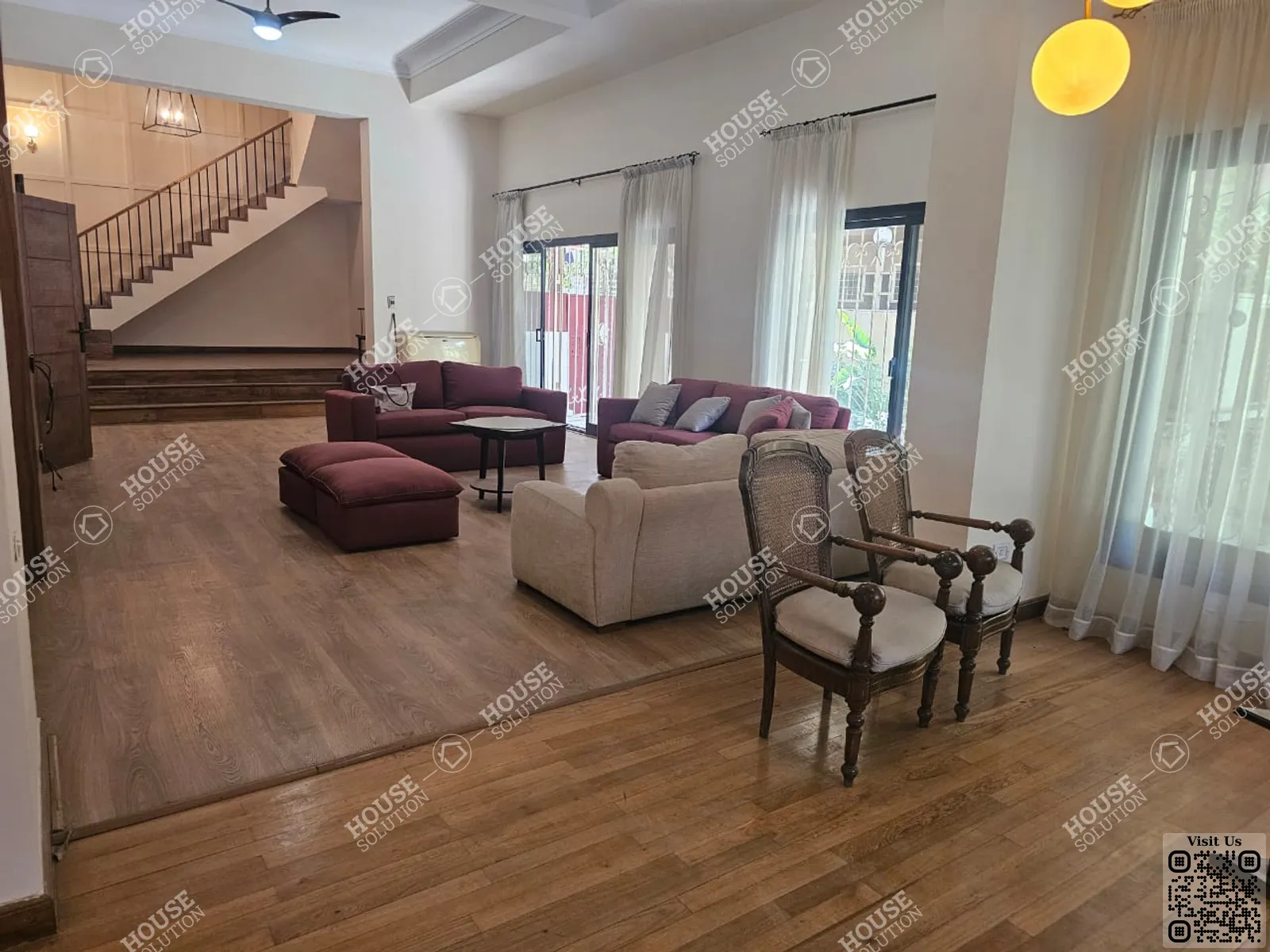 غرفة الاستقبال	 @ دور ارضي للإيجار في المعادي سرايات المعادي مساحة: 400 م² تتكون من 4 غرفة 3 حمام مفروش مودرن 5 نجوم #3221-0