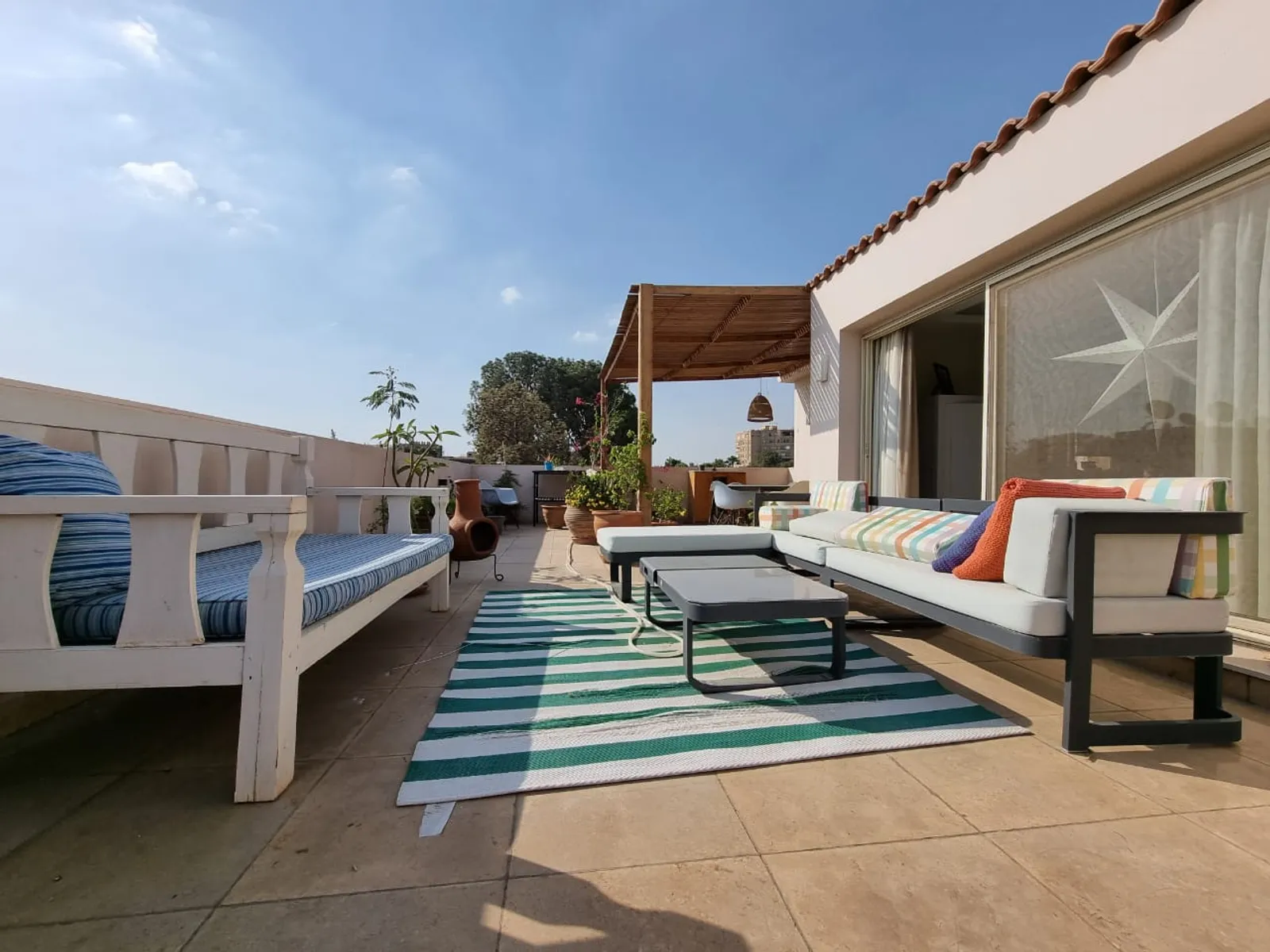 رووف للبيع في المعادي سرايات المعادي مساحة: 450 م² تتكون من 3 غرفة 3 حمام مفروش مودرن 5 نجوم #3611