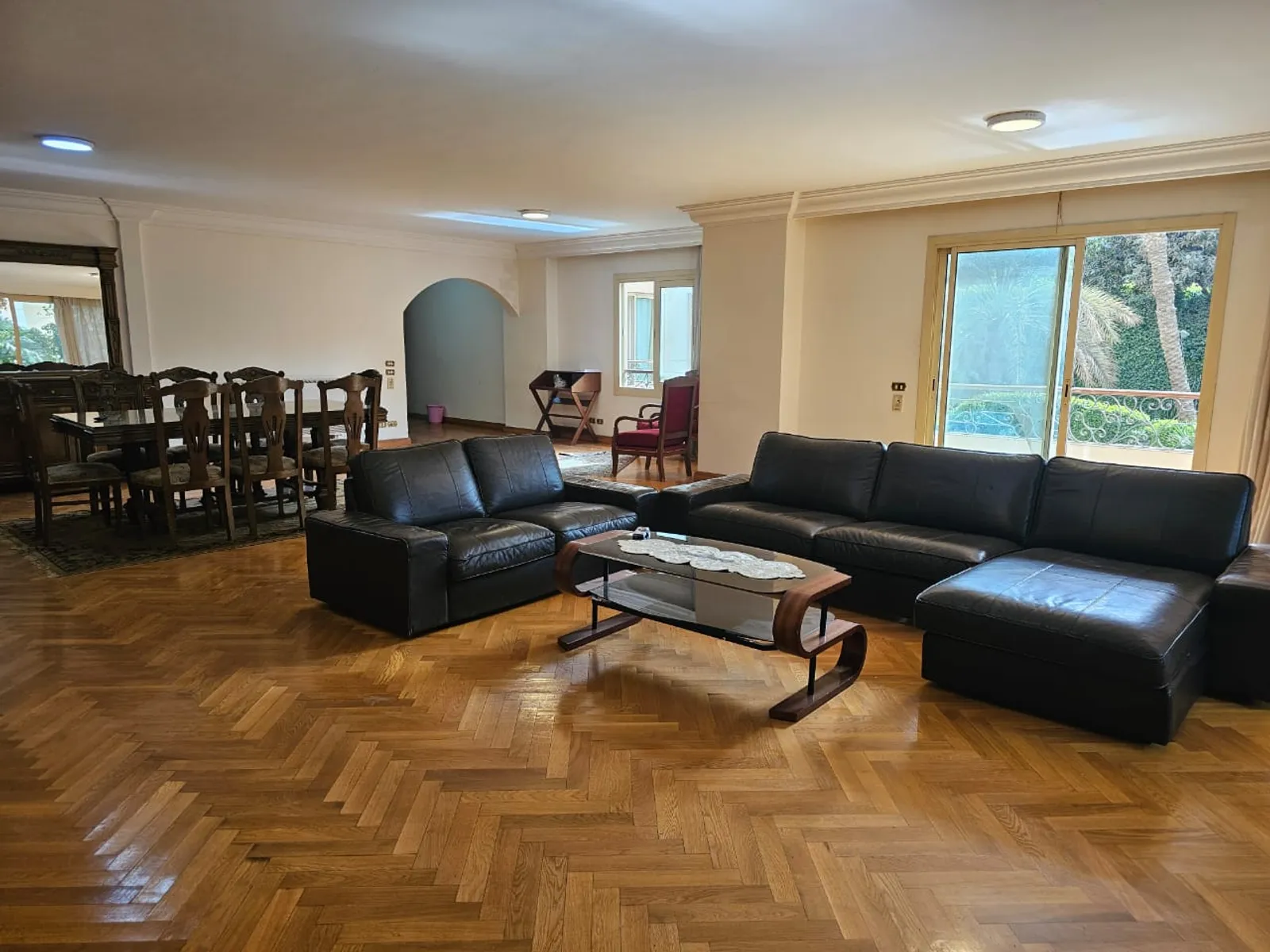 شقق للبيع في المعادي سرايات المعادي مساحة: 360 م² تتكون من 4 غرفة 4 حمام مفروش 5 نجوم #4015