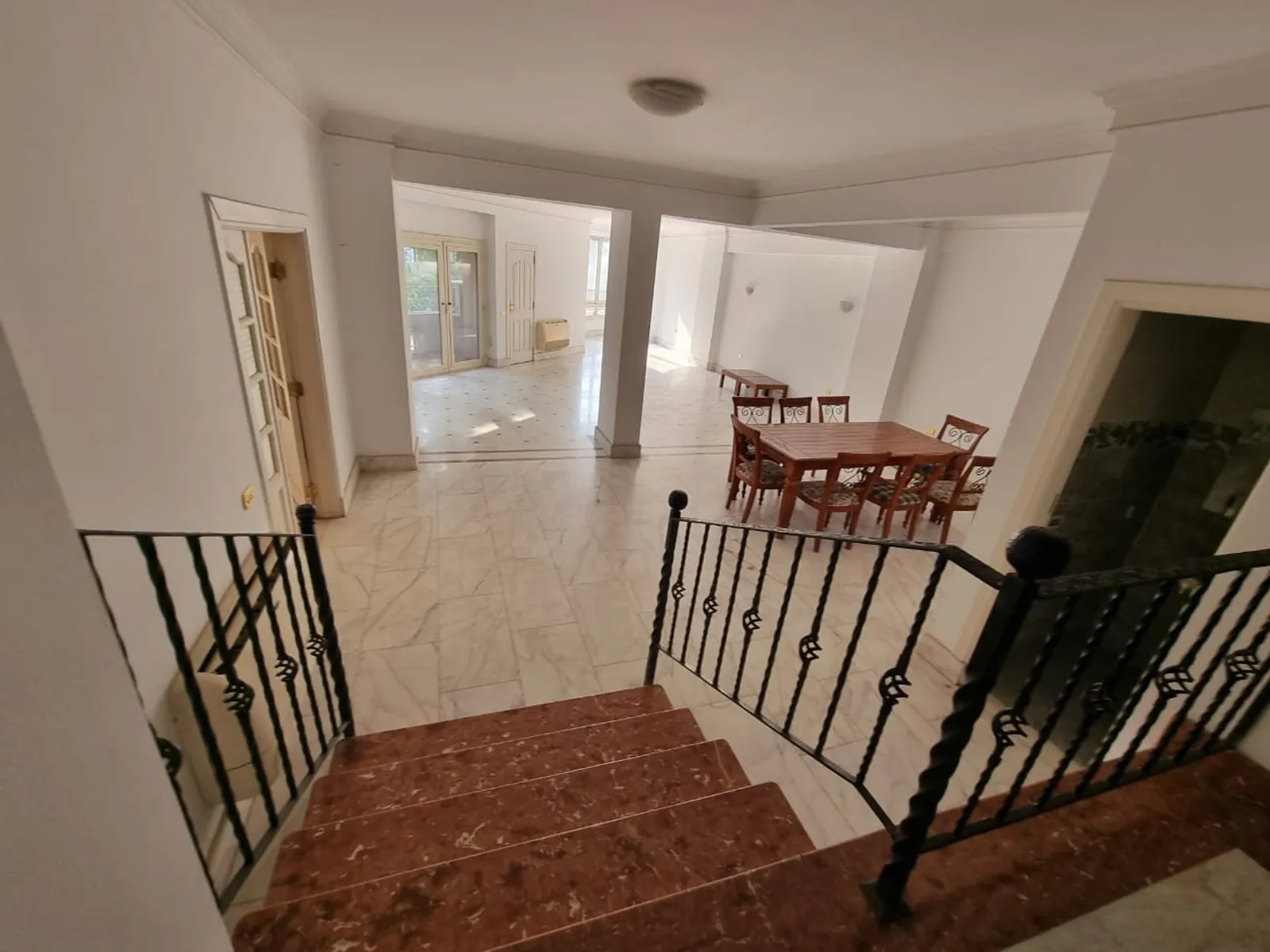 Apartments For Sale In Maadi Maadi Sarayat Area: 300 m² consists of 5 Bedrooms 5 Bathrooms Semi furnished 5 stars #4311