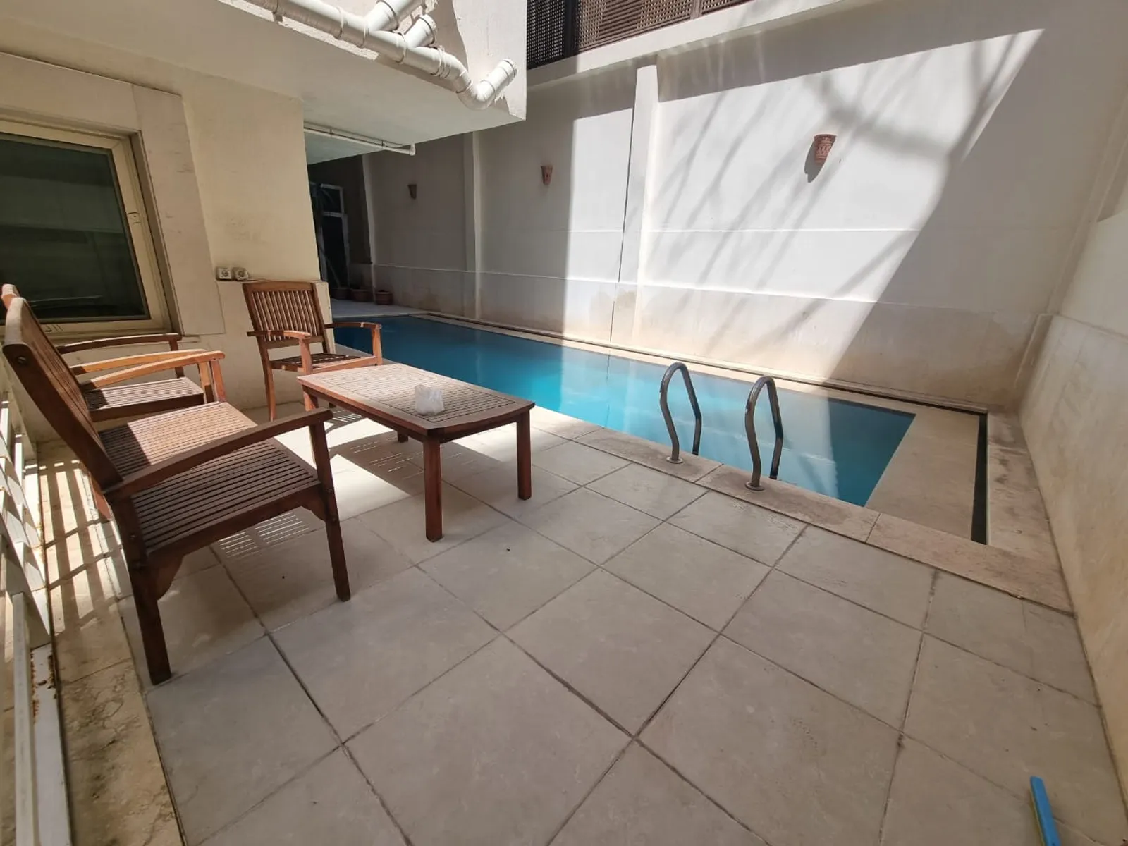 Ground Floors For Sale In Maadi Maadi Sarayat Area: 320 m² consists of 4 Bedrooms 4 Bathrooms Semi furnished 5 stars #4423