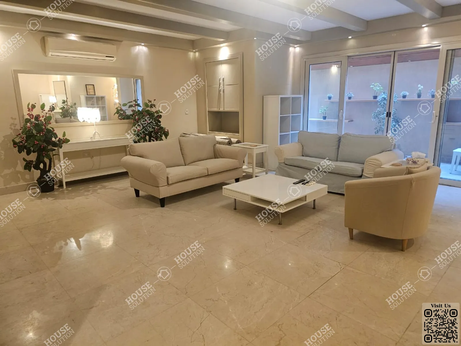 غرفة الاستقبال	 @ دور ارضي للإيجار في المعادي سرايات المعادي مساحة: 170 م² تتكون من 2 غرفة 2 حمام مفروش 5 نجوم #4904-0