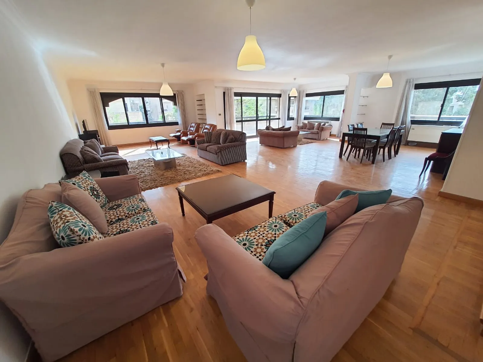 شقق للبيع في المعادي سرايات المعادي مساحة: 350 م² تتكون من 5 غرفة 4 حمام مفروش 5 نجوم #5023