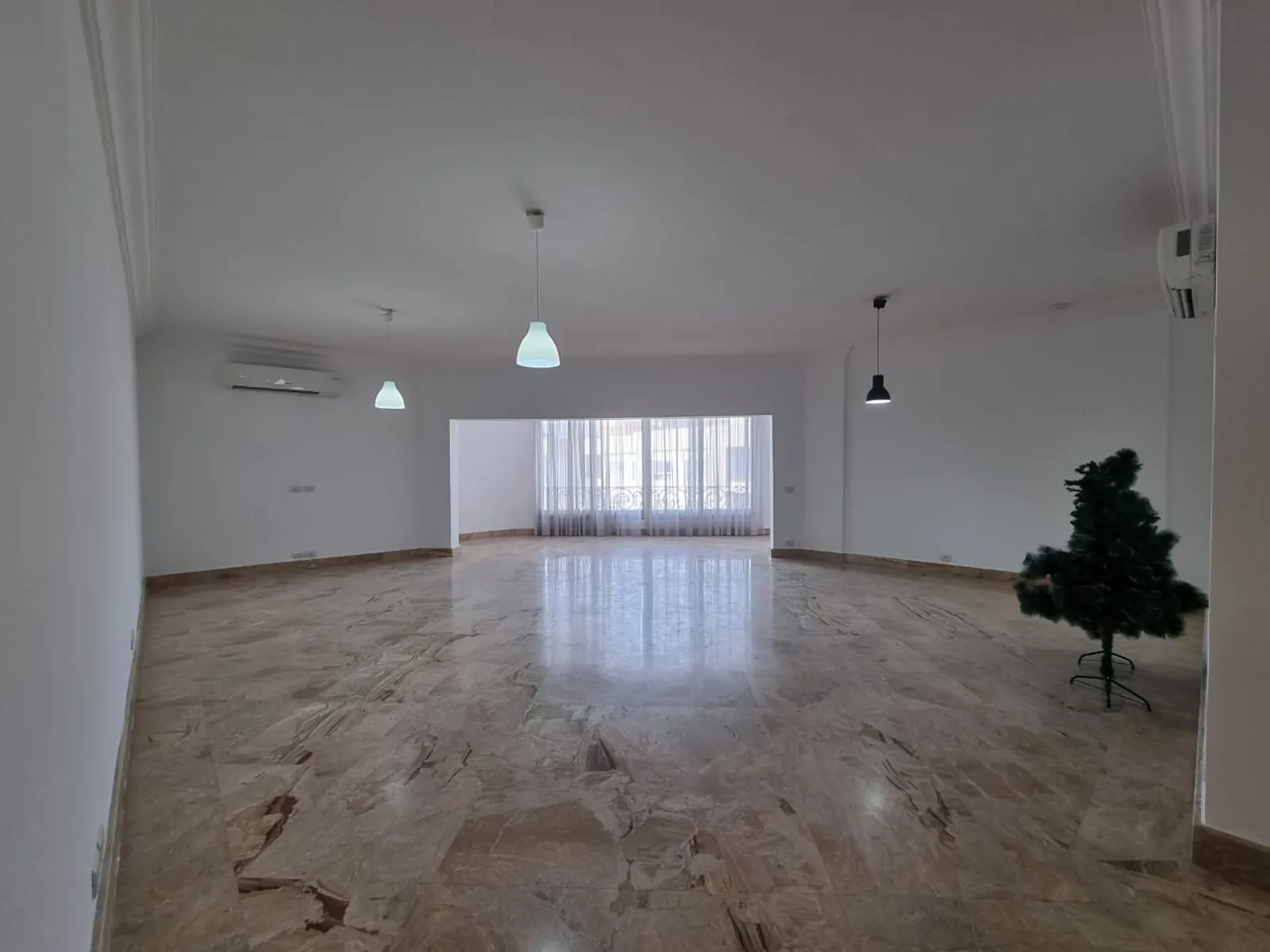 Penthouses For Sale In Maadi Maadi Sarayat Area: 450 m² consists of 5 Bedrooms 7 Bathrooms Semi furnished 5 stars #5129