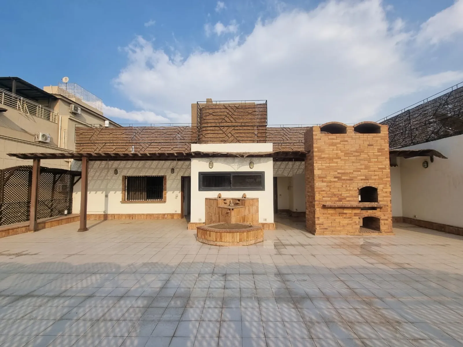 Penthouses For Sale In Maadi Maadi Sarayat Area: 330 m² consists of 5 Bedrooms 5 Bathrooms Furnished 5 stars #5172