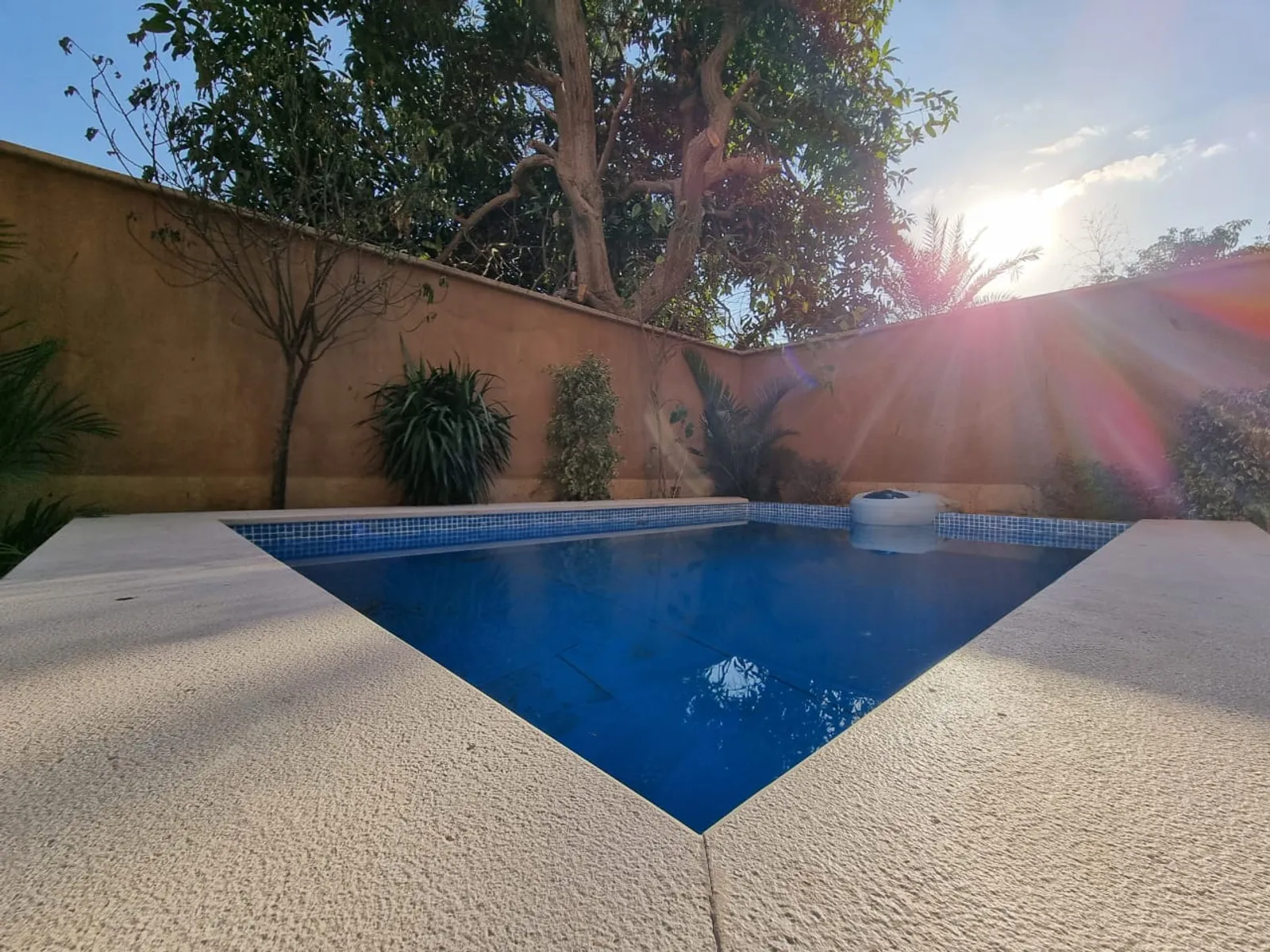 Ground Floors For Sale In Maadi Maadi Sarayat Area: 250 m² consists of 3 Bedrooms 2 Bathrooms Semi furnished 5 stars #5281