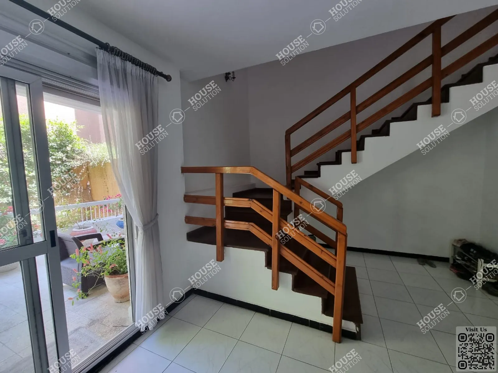 غرفة الاستقبال @ دور ارضي للإيجار في المعادي سرايات المعادي مساحة: 450 م² تتكون من 3 غرفة 3 حمام مفروش 5 نجوم #5438-2