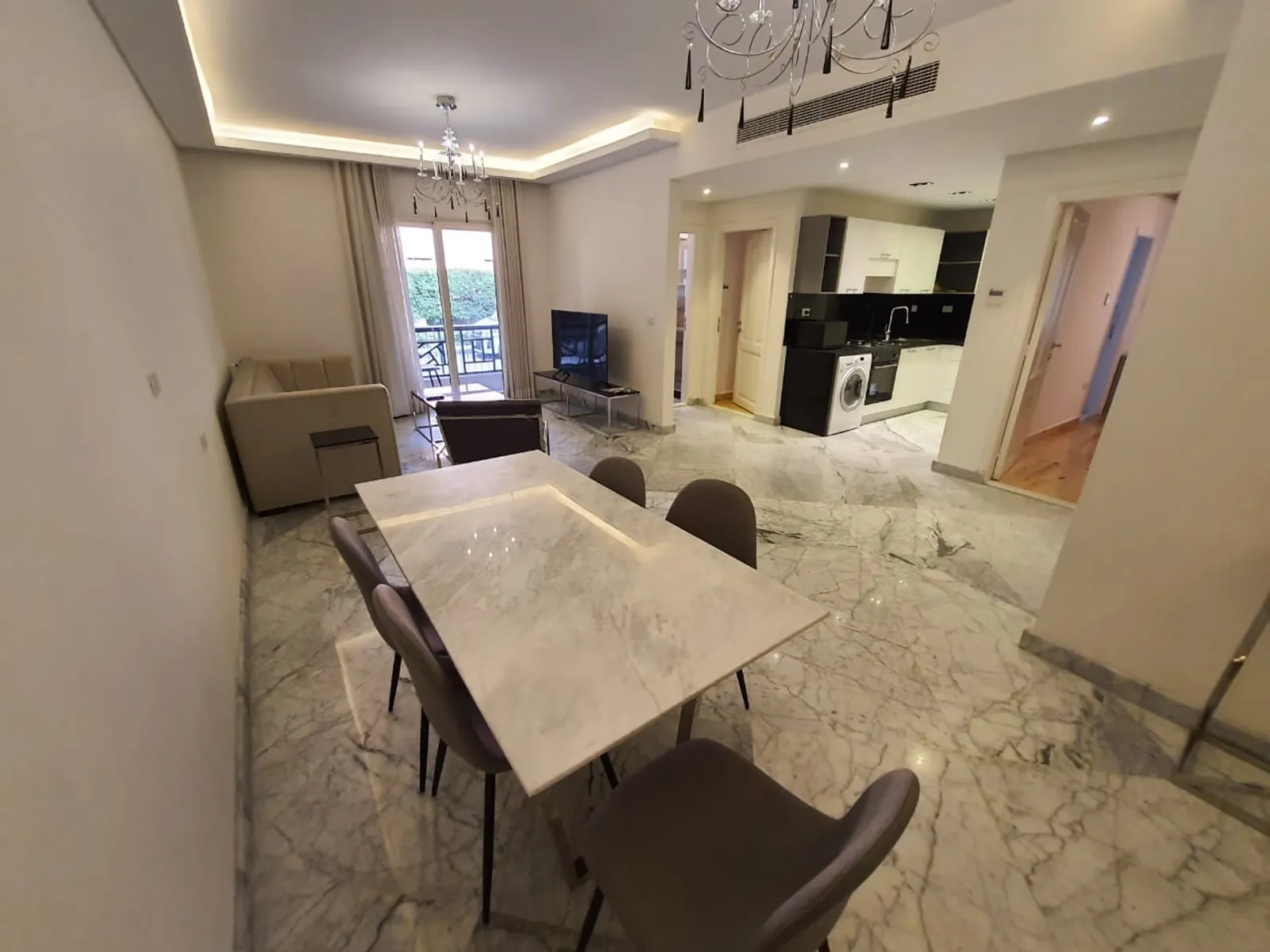 Ground Floors For Sale In Maadi Maadi Sarayat Area: 152 m² consists of 2 Bedrooms 2 Bathrooms Modern furnished 5 stars #5464