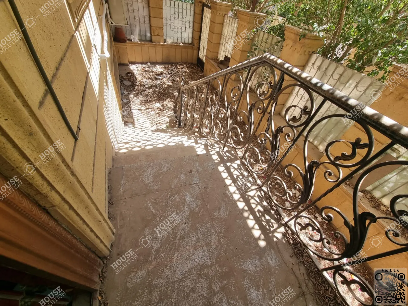 الدخول الخاص @ دور ارضي للإيجار في المعادي سرايات المعادي مساحة: 250 م² تتكون من 4 غرفة 3 حمام مفروش 5 نجوم #5476-2