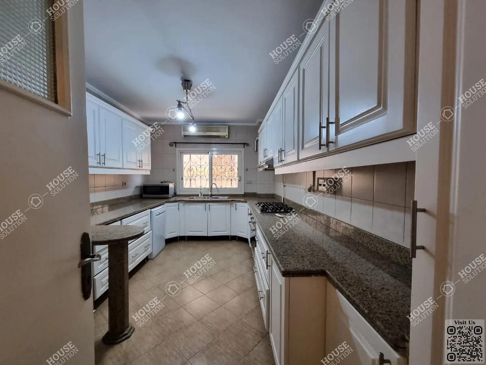 مطبخ	 @ دور ارضي للإيجار في المعادي سرايات المعادي مساحة: 300 م² تتكون من 4 غرفة 4 حمام نصف مفروش 5 نجوم #5479-2