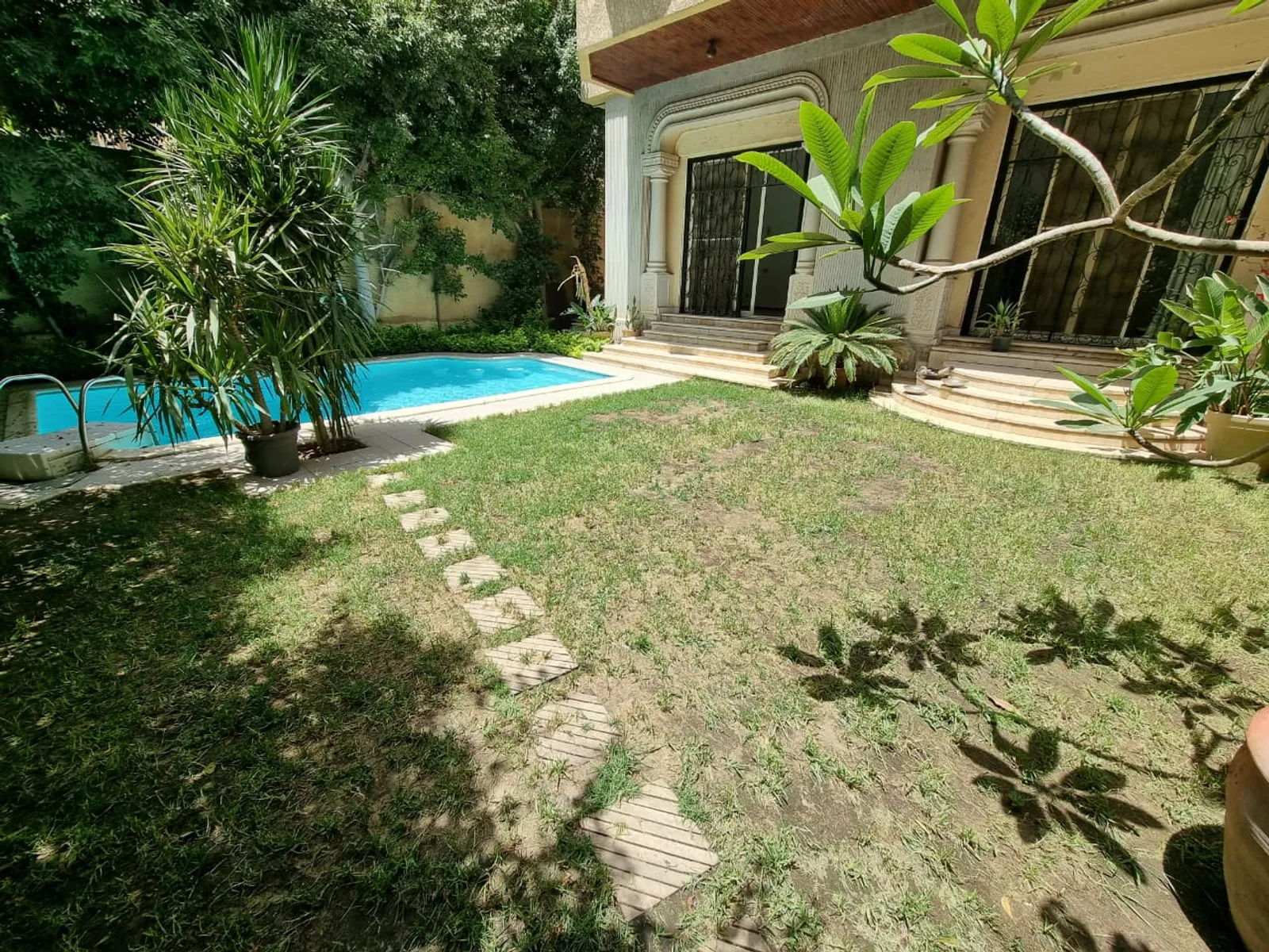 Ground Floors For Sale In Maadi Maadi Sarayat Area: 300 m² consists of 4 Bedrooms 4 Bathrooms Semi furnished 5 stars #5479