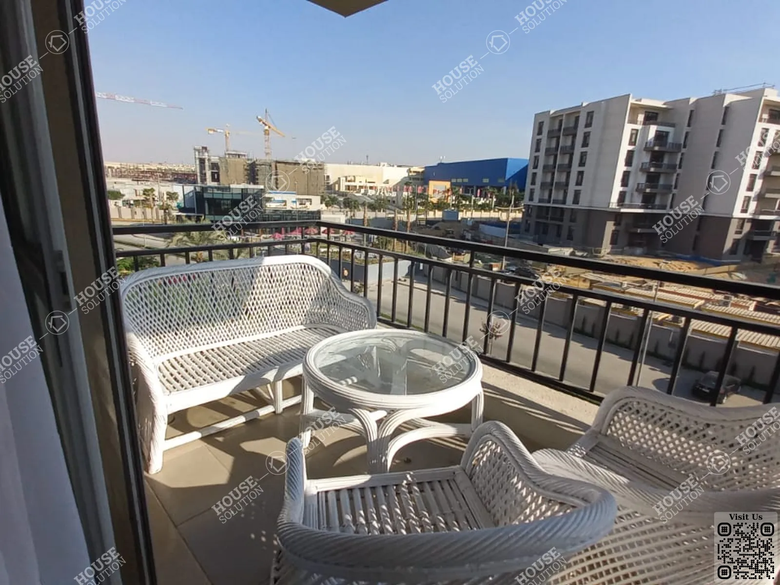 Apartments For Sale In New Cairo Cairo Festival City Al-Futtaim Area: 220 m² consists of 3 Bedrooms 3 Bathrooms Modern furnished 5 stars #5546