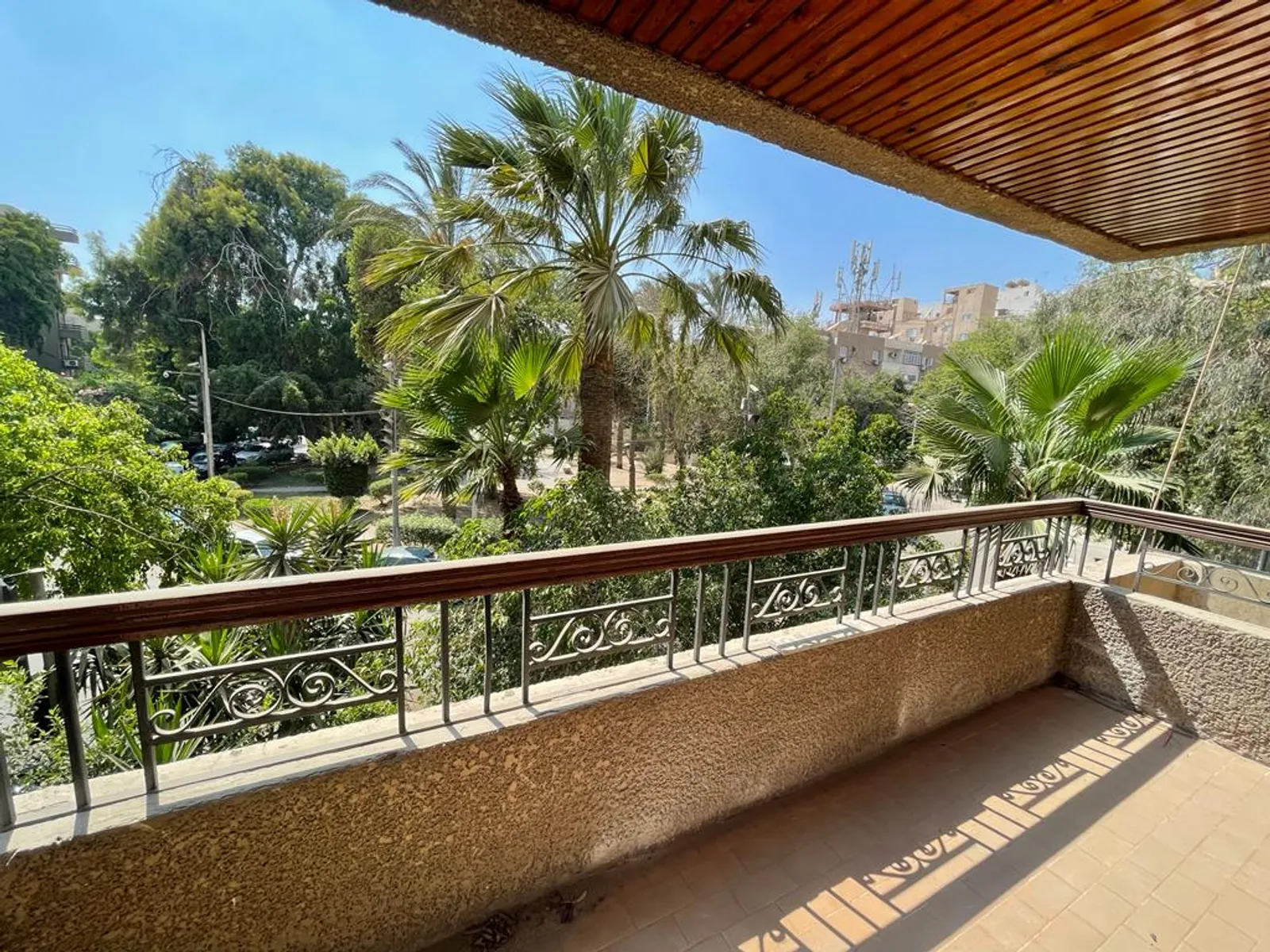 Apartments For Sale In Maadi Maadi Degla Area: 220 m² consists of 3 Bedrooms 3 Bathrooms Semi furnished 5 stars #5567