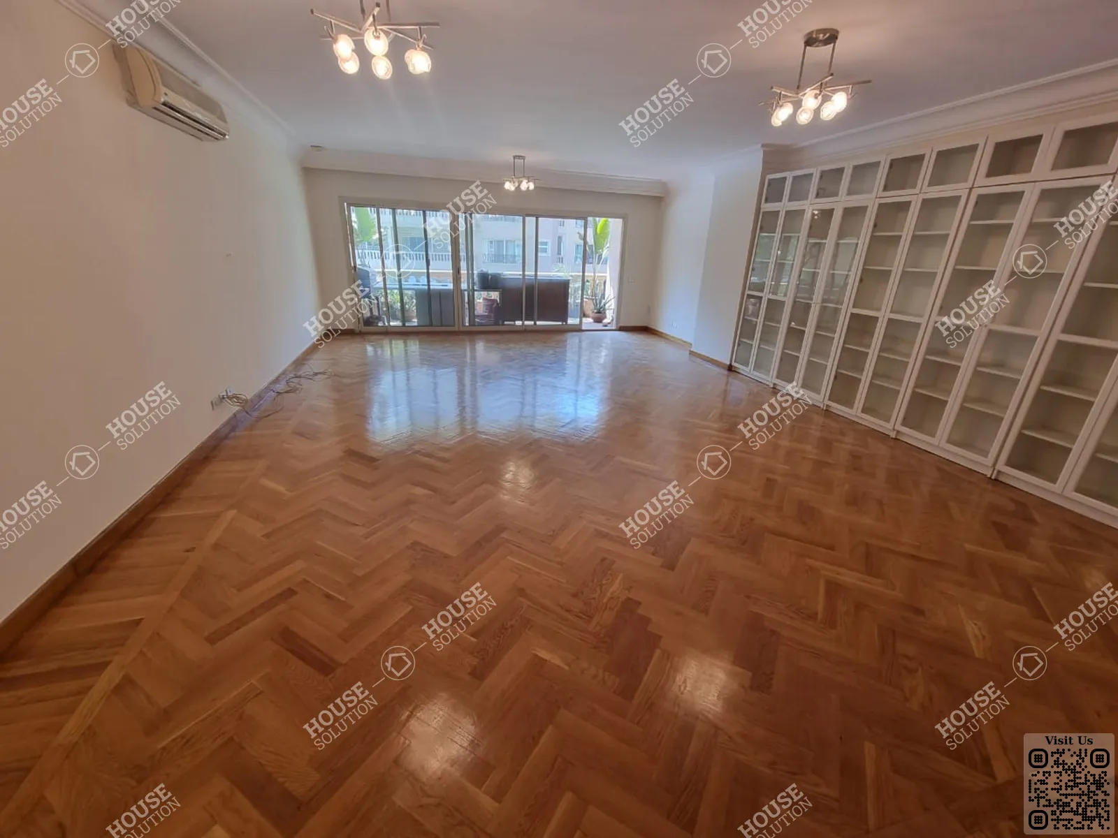 غرفة الاستقبال	 @ شقق للإيجار في المعادي سرايات المعادي مساحة: 280 م² تتكون من 4 غرفة 4 حمام نصف مفروش 5 نجوم #5585-0