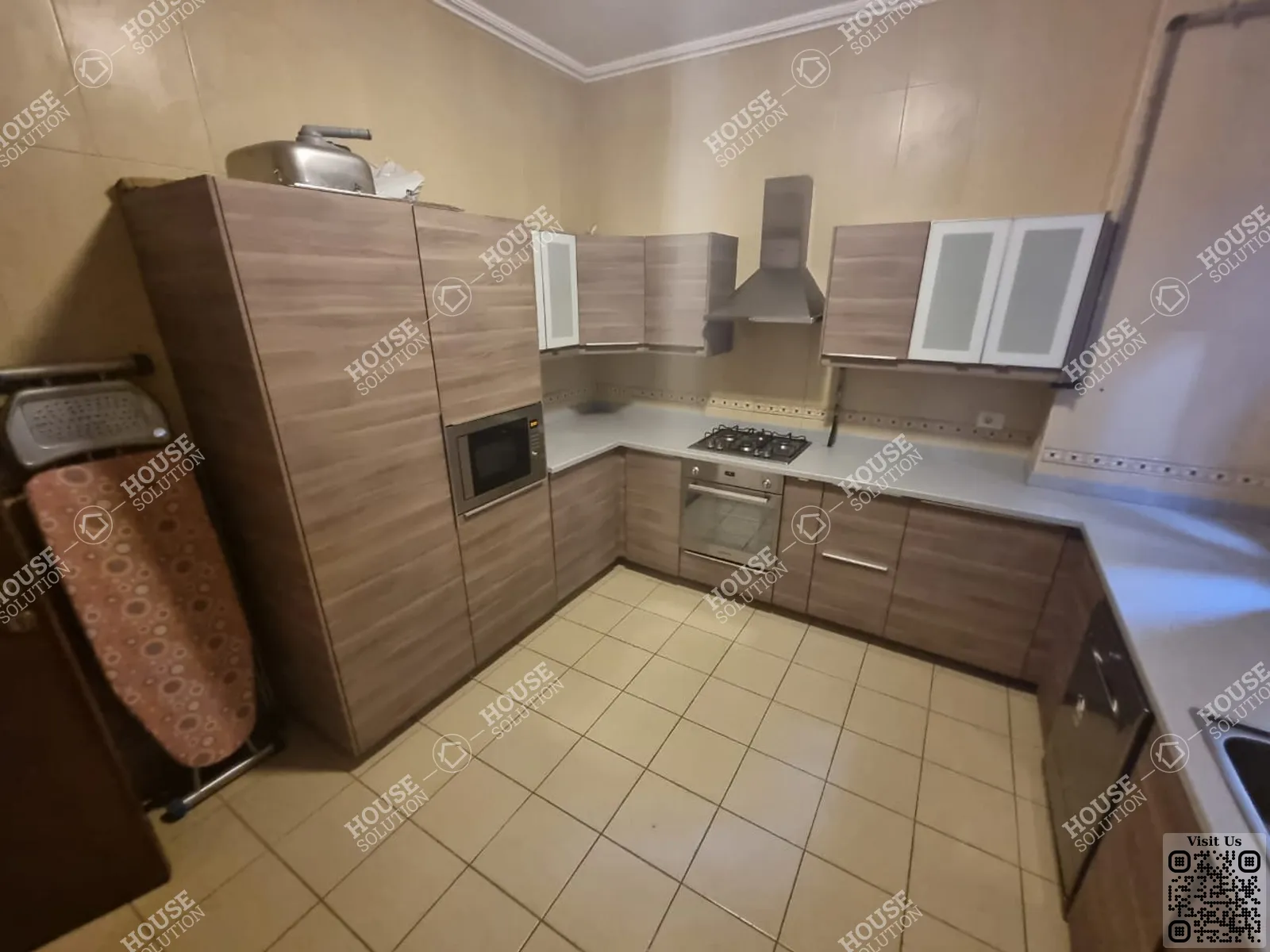 مطبخ	 @ دور ارضي للإيجار في المعادي سرايات المعادي مساحة: 200 م² تتكون من 3 غرفة 3 حمام مفروش مودرن 5 نجوم #5651-1