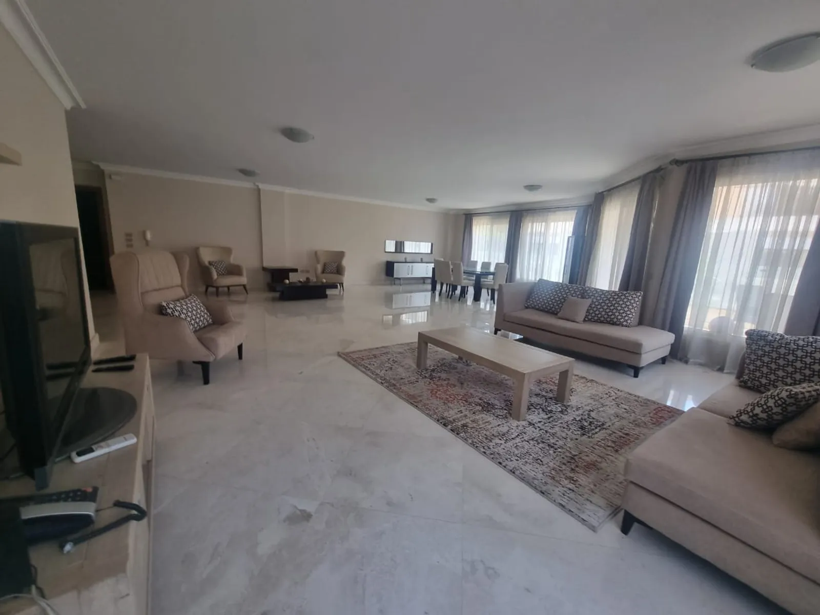 ULTRA MODERN FURNISHED APARTMENT WITH SHARED FACILITIES FOR RENT IN SARAYAT EL MAADI CAIRO EGYPT  - #5696 - Modern furnished