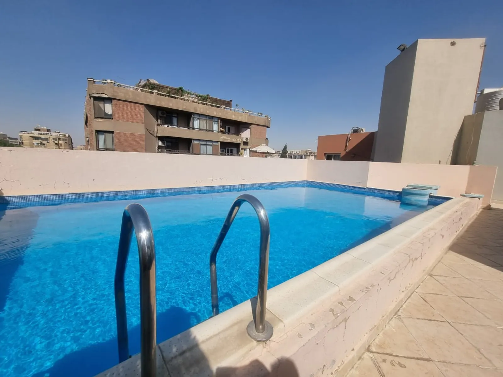 MODERN PENTHOUSE DUPLEX WITH PRIVATE SWIMMING POOL FOR RENT IN SARAYAT EL MAADI CAIRO EGYPT  - #5697 - Modern furnished