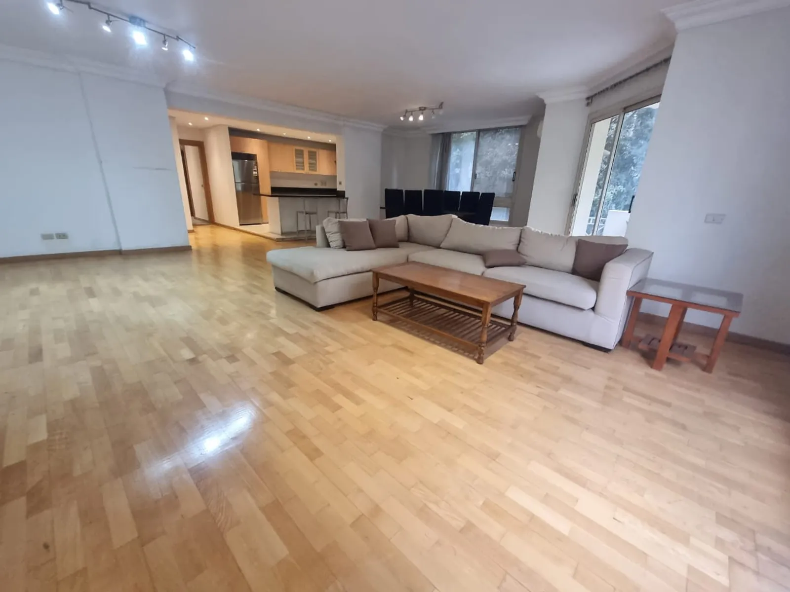 Apartments For Sale In Maadi Maadi Sarayat Area: 245 m² consists of 4 Bedrooms 4 Bathrooms Modern furnished 5 stars #5769