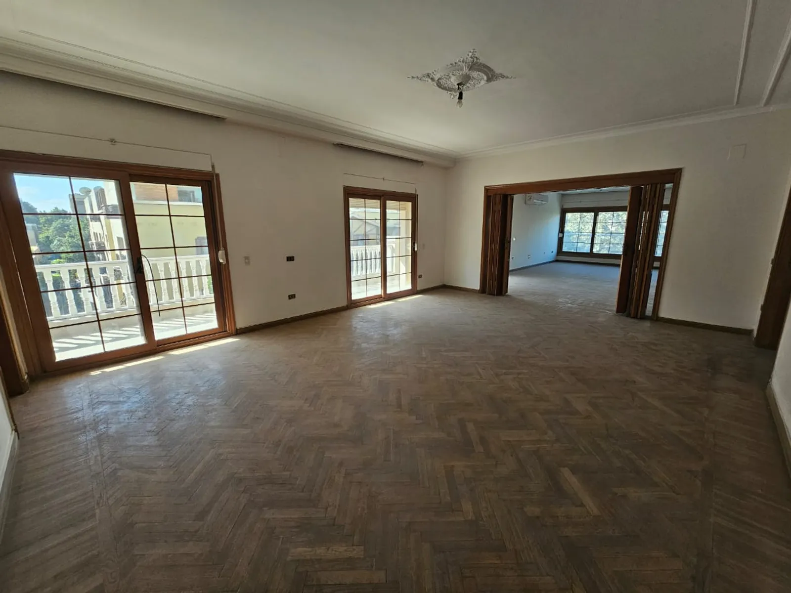 Apartments For Sale In Maadi Maadi Sarayat Area: 500 m² consists of 4 Bedrooms 3 Bathrooms Semi furnished 5 stars #5816