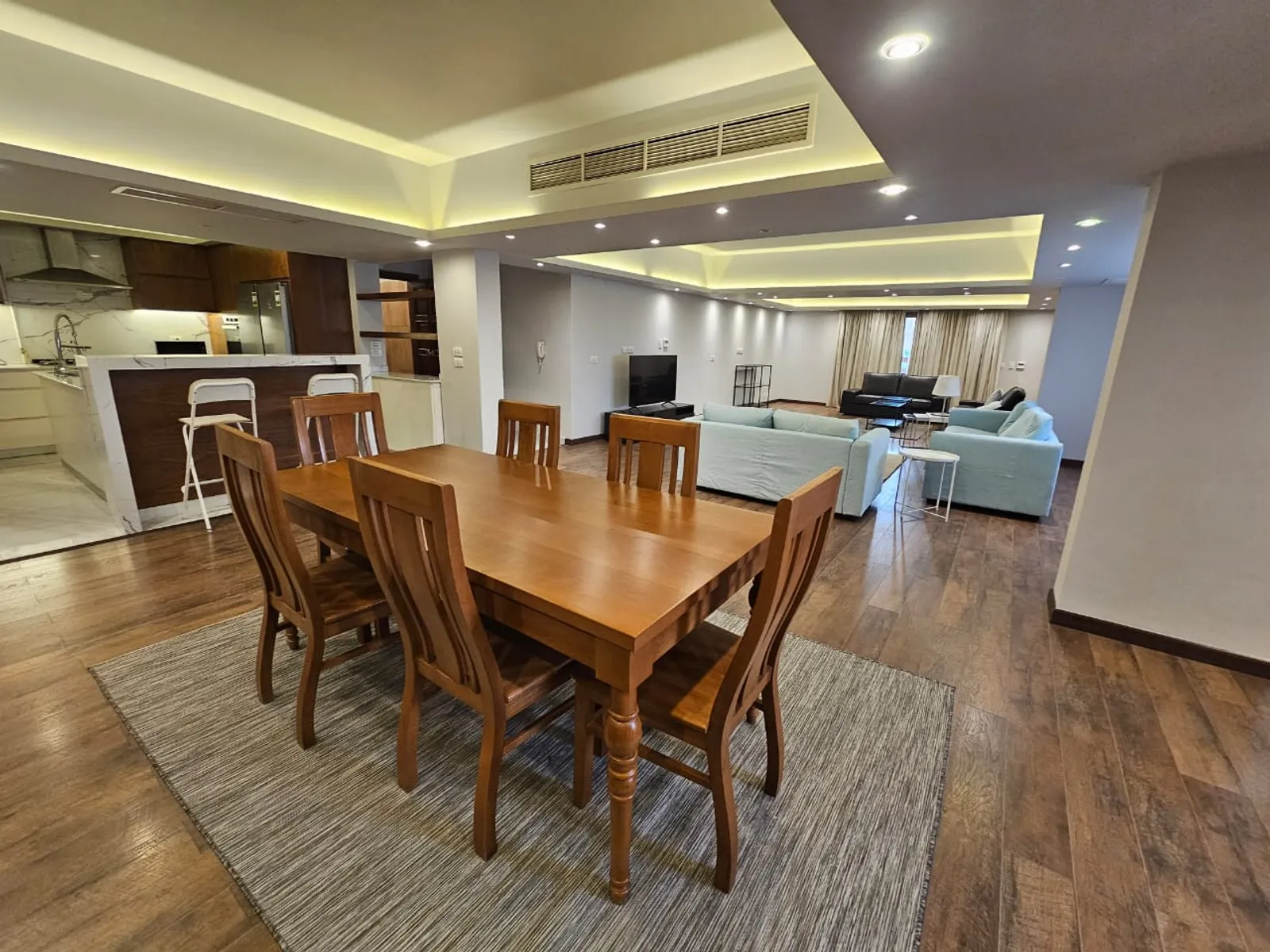 Apartments For Sale In Maadi Maadi Degla Area: 225 m² consists of 3 Bedrooms 3 Bathrooms Modern furnished 5 stars #5827