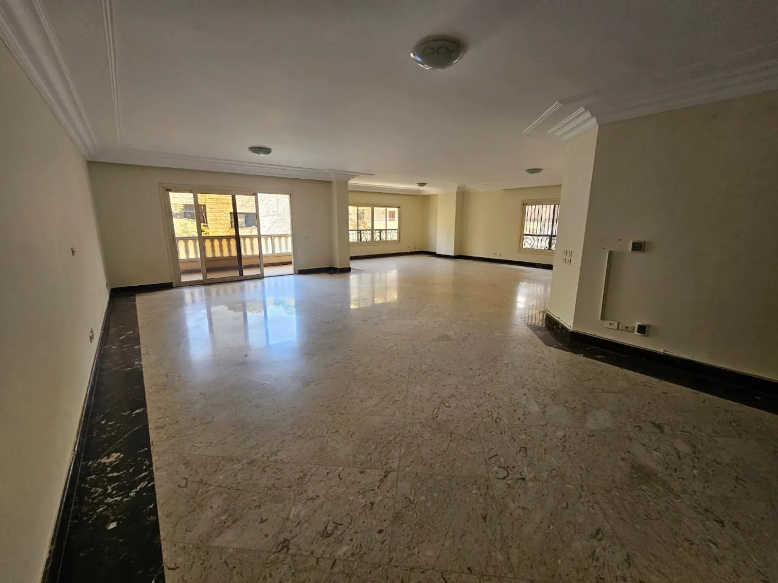 Apartments For Sale In Maadi Maadi Sarayat Area: 350 m² consists of 5 Bedrooms 4 Bathrooms Semi furnished 5 stars #5829