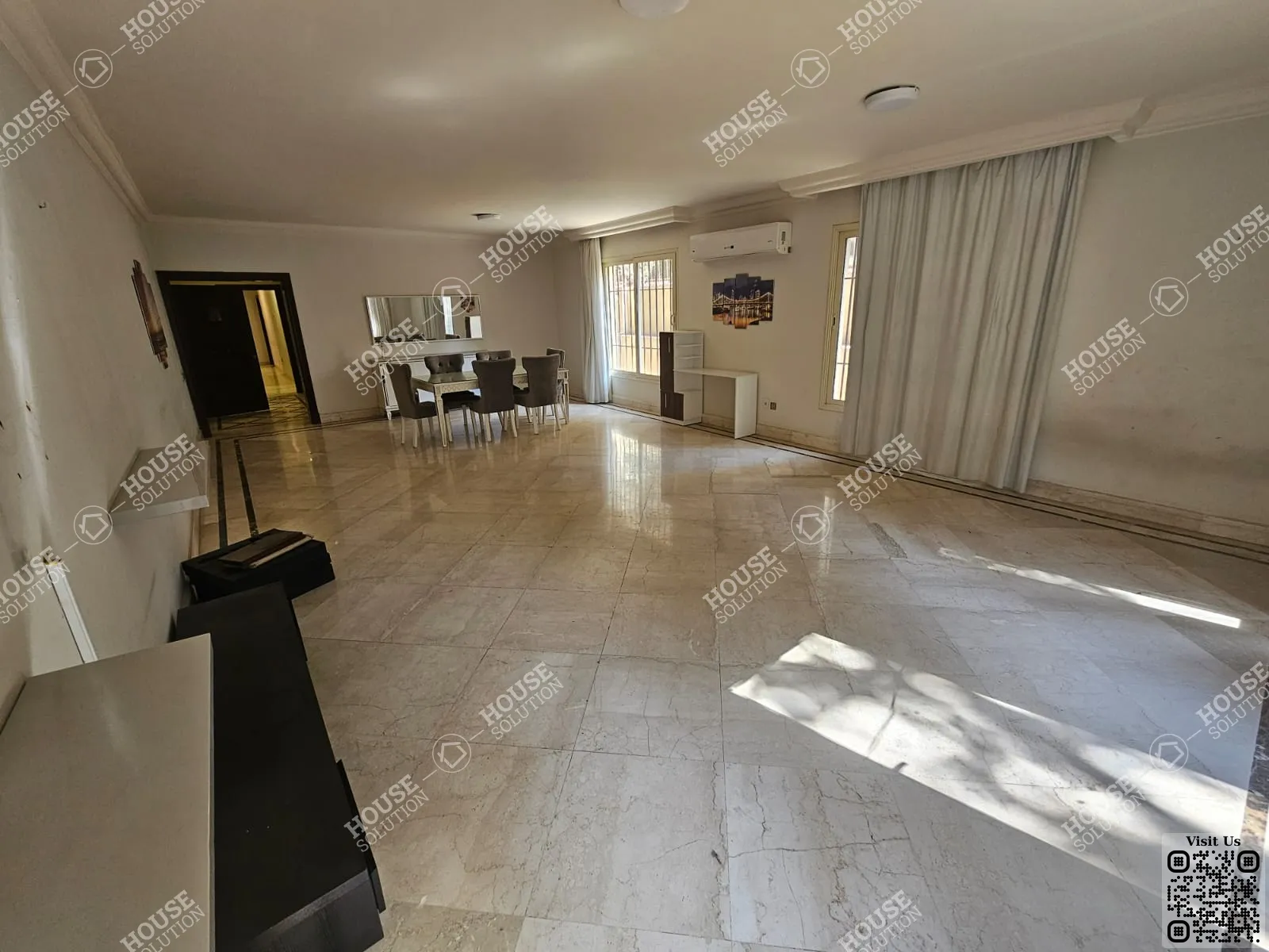 غرفة الاستقبال	 @ دور ارضي للإيجار في المعادي سرايات المعادي مساحة: 280 م² تتكون من 4 غرفة 4 حمام مفروش مودرن 5 نجوم #5842-0