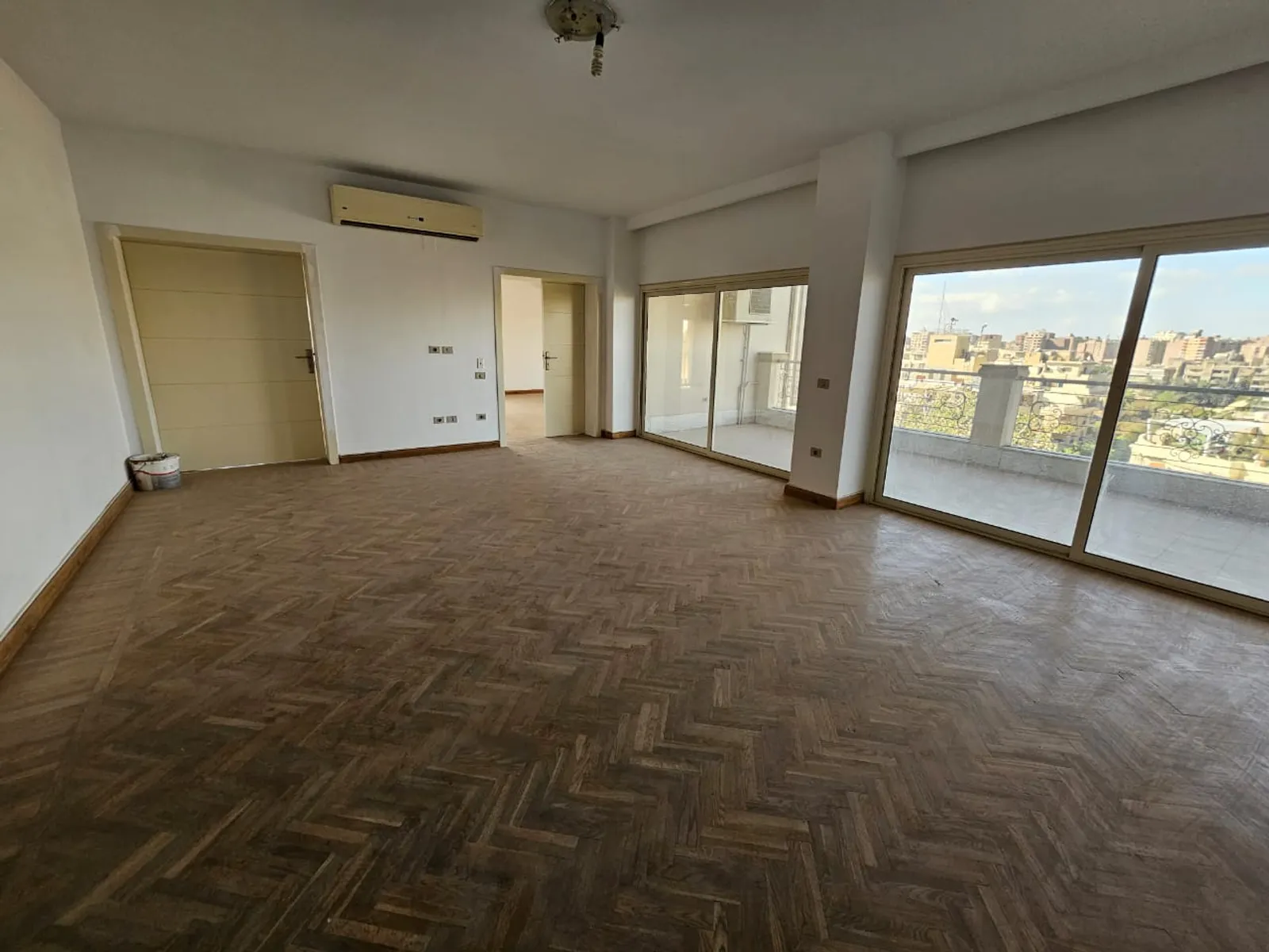 شقق للبيع في المعادي سرايات المعادي مساحة: 500 م² تتكون من 3 غرفة 3 حمام نصف مفروش 5 نجوم #5866