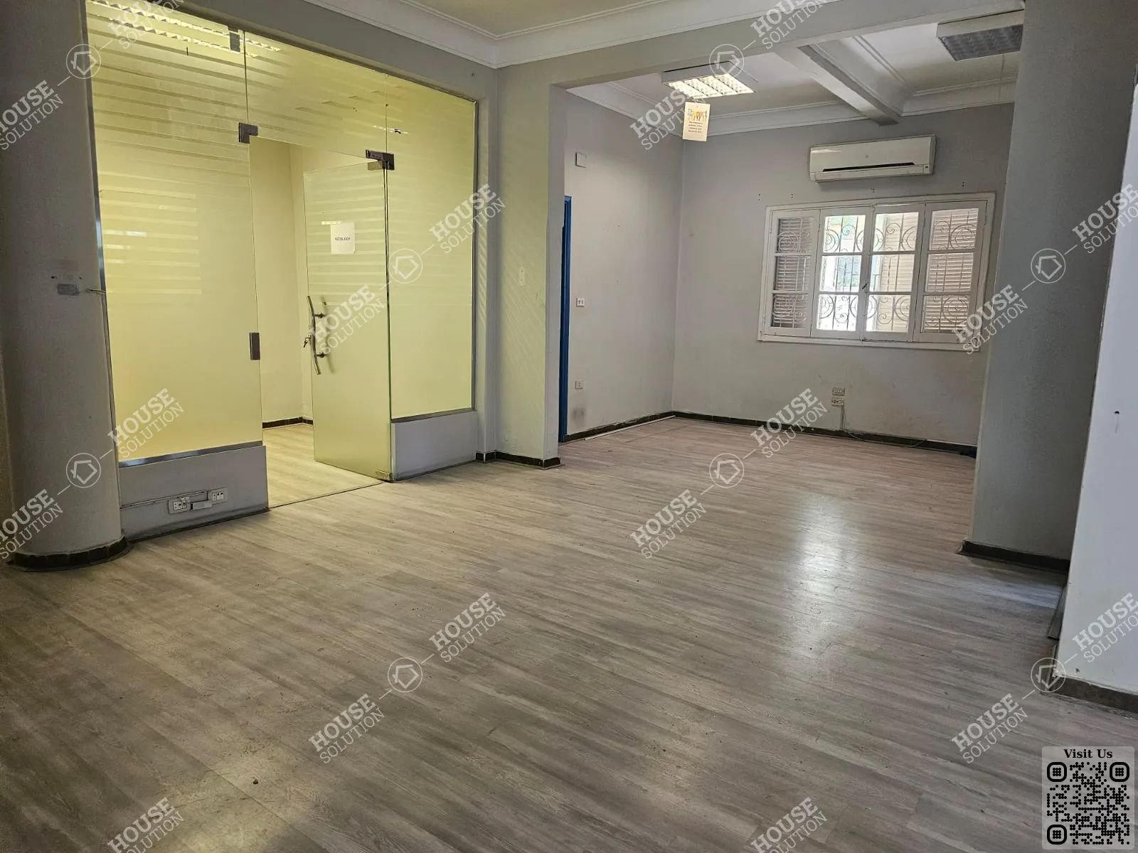 OFFICE ROOM  @ Office spaces For Rent In Maadi Maadi Degla Area: 450 m² consists of 4 Bedrooms 3 Bathrooms Semi furnished 5 stars #5886-0