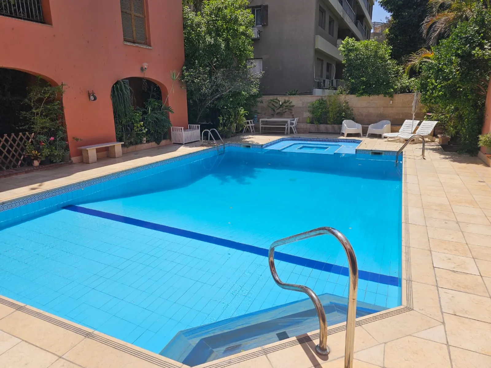 فيلات للبيع في المعادي دجله المعادي مساحة: 600 م² تتكون من 5 غرفة 4 حمام نصف مفروش 5 نجوم #5956