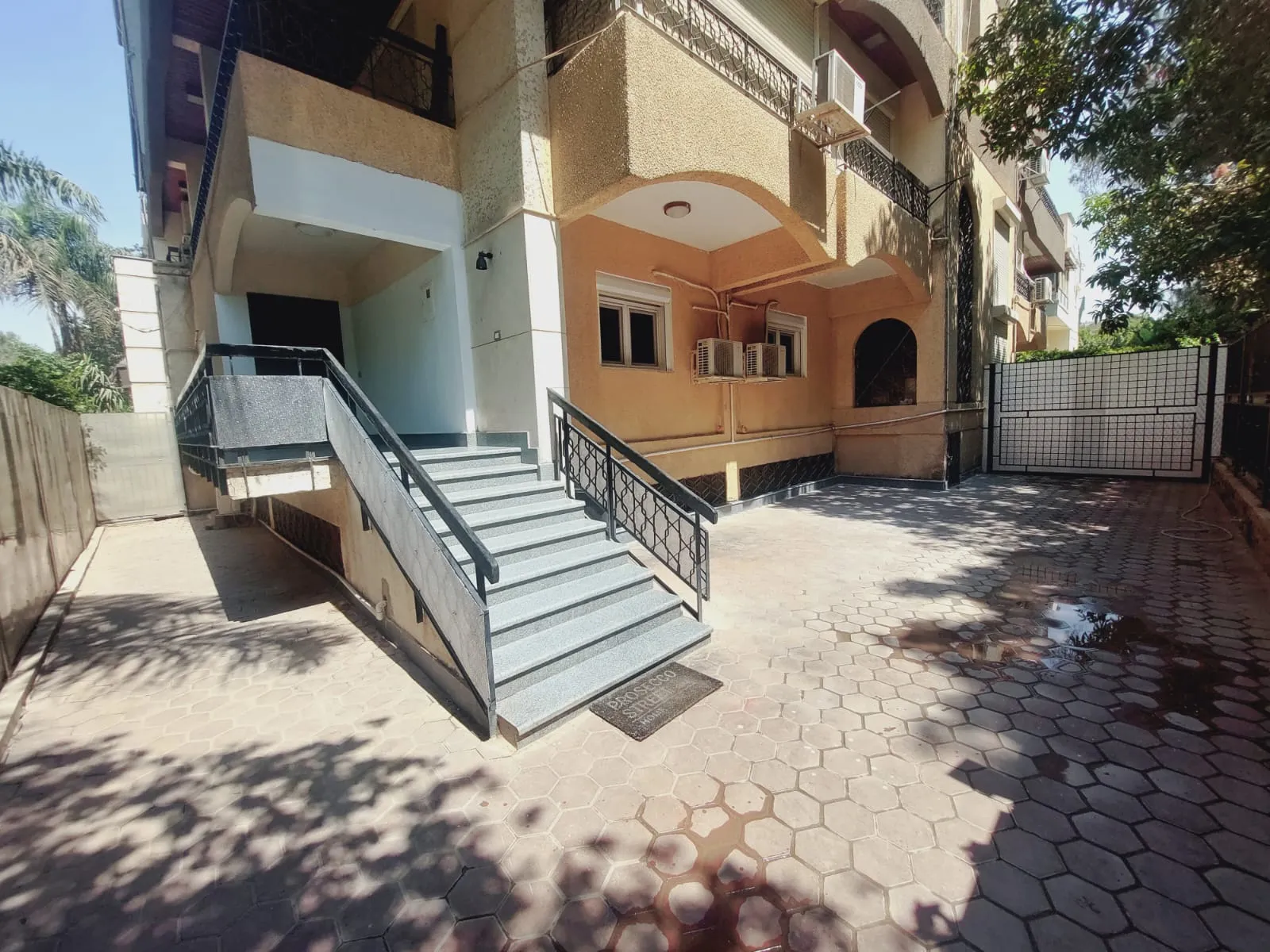 Ground Floors For Sale In Maadi Maadi Sarayat Area: 230 m² consists of 2 Bedrooms 2 Bathrooms Modern furnished 5 stars #5967
