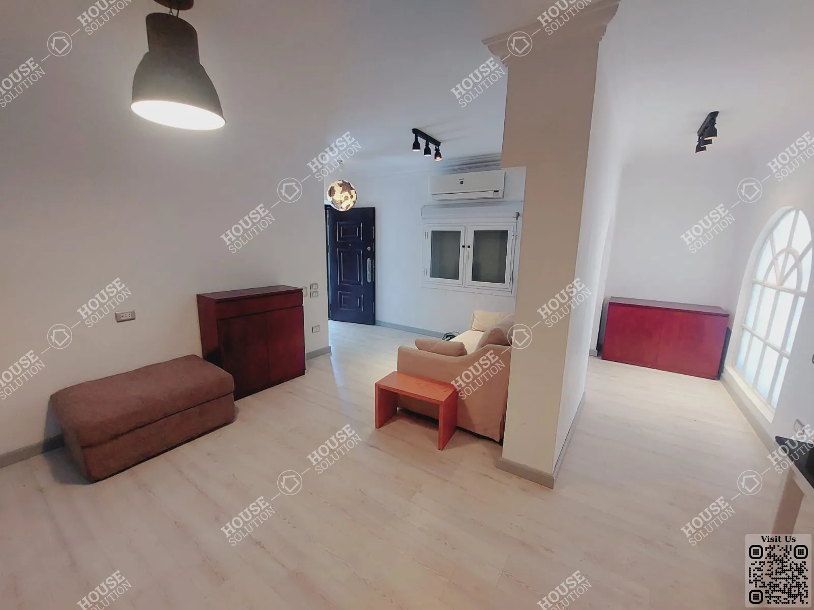 غرفة الاستقبال @ دور ارضي للإيجار في المعادي سرايات المعادي مساحة: 230 م² تتكون من 2 غرفة 2 حمام مفروش مودرن 5 نجوم #5967-2