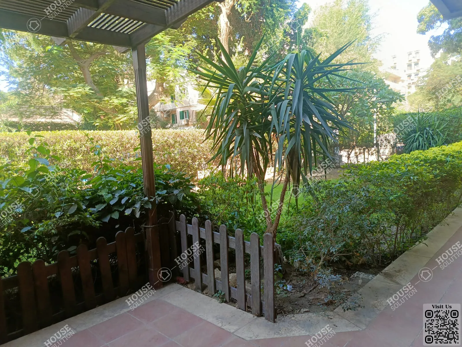 حديقة خاصة	 @ دور ارضي للإيجار في المعادي سرايات المعادي مساحة: 150 م² تتكون من 2 غرفة 2 حمام مفروش 5 نجوم #5996-0