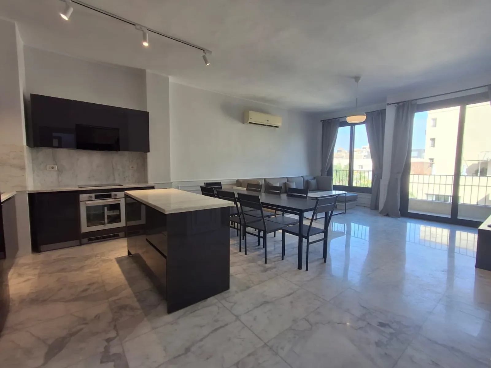 Apartments For Sale In Maadi Maadi Sarayat Area: 170 m² consists of 3 Bedrooms 3 Bathrooms Modern furnished 5 stars #6003