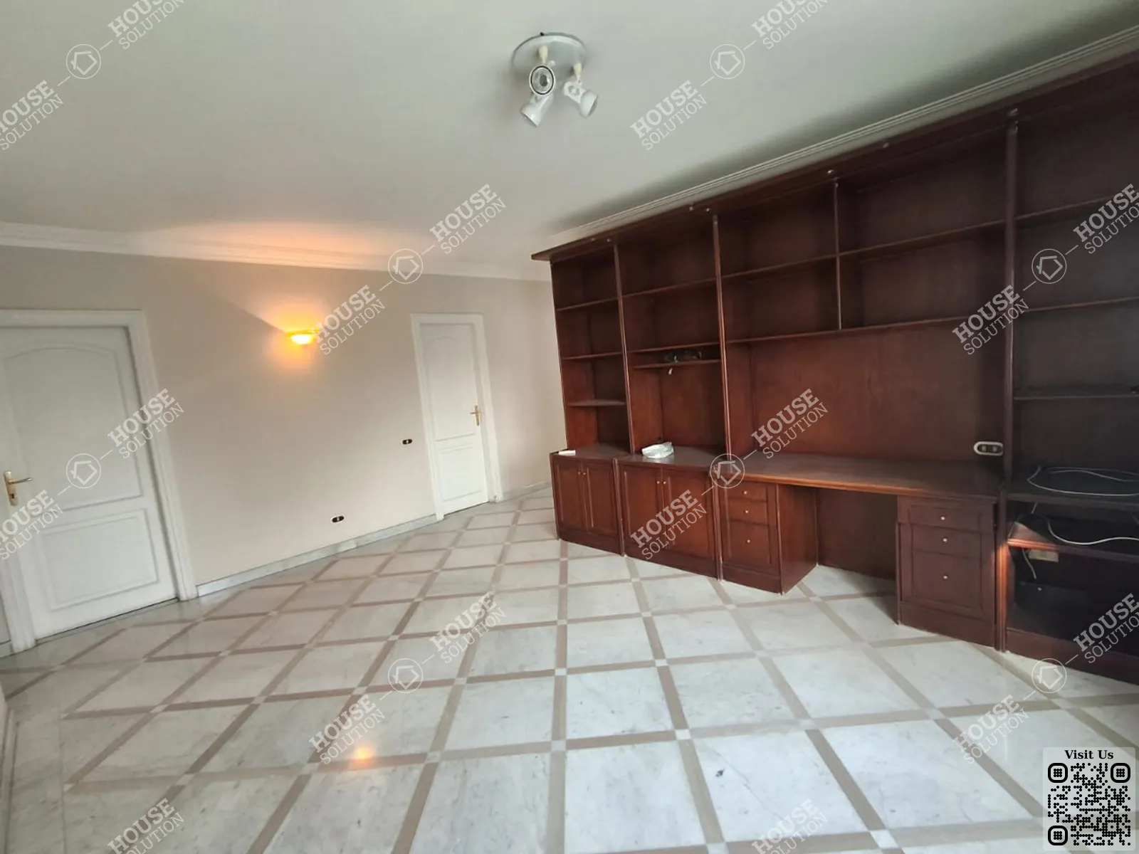 منطقة سكنية @ شقق للإيجار في المعادي سرايات المعادي مساحة: 300 م² تتكون من 4 غرفة 3 حمام نصف مفروش 5 نجوم #6050-2