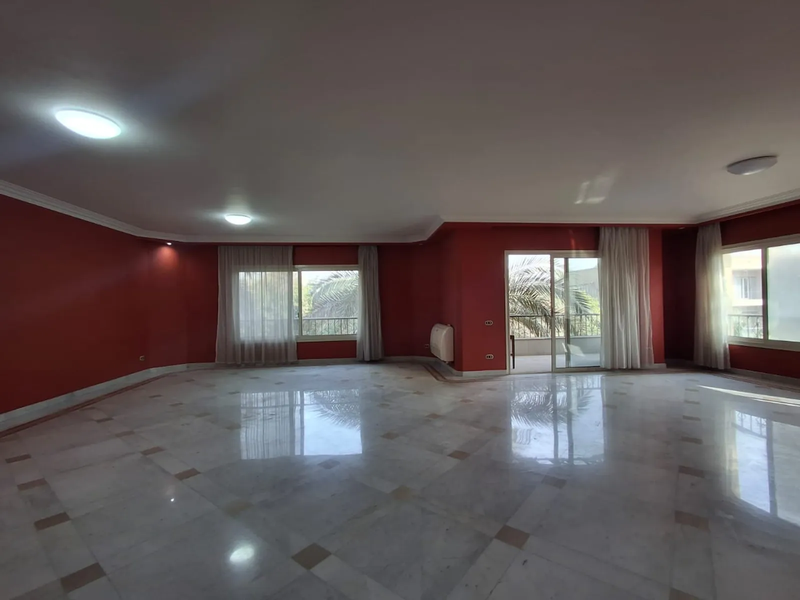 Apartments For Sale In Maadi Maadi Sarayat Area: 300 m² consists of 4 Bedrooms 3 Bathrooms Semi furnished 5 stars #6050