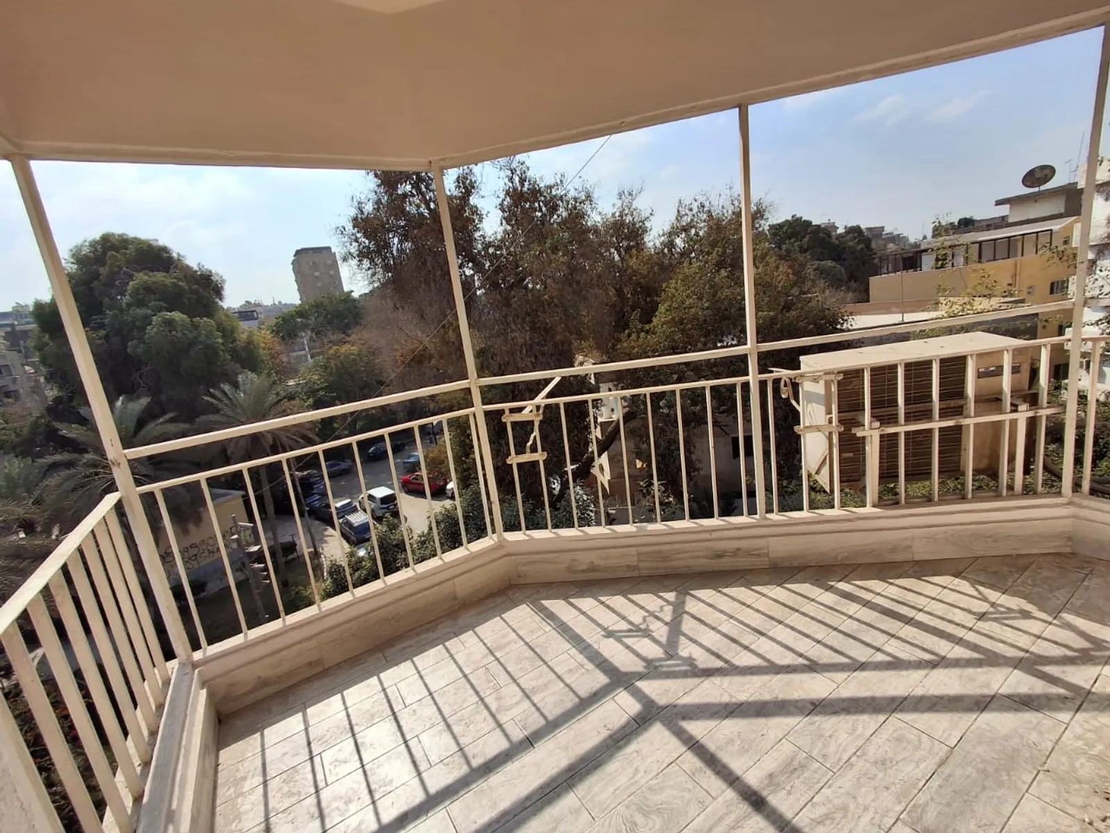 Apartments For Sale In Maadi Maadi Degla Area: 160 m² consists of 3 Bedrooms 2 Bathrooms Semi furnished 5 stars #6074