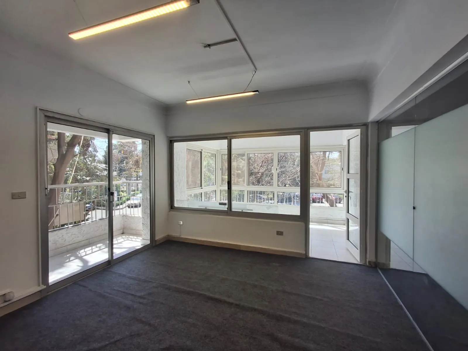 Office spaces For Sale In Maadi Maadi Degla Area: 300 m² consists of 4 Bedrooms 3 Bathrooms Finished 5 stars #6113