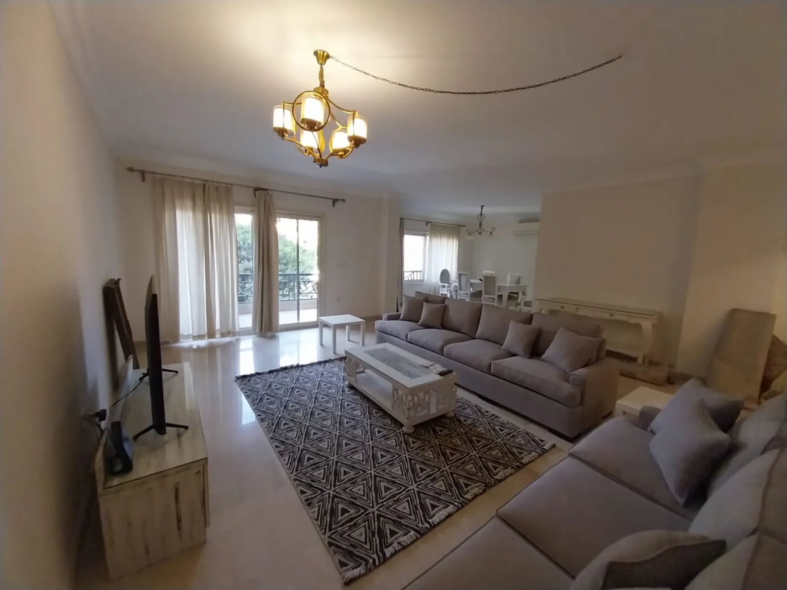 Apartments For Sale In Maadi Maadi Sarayat Area: 170 m² consists of 3 Bedrooms 3 Bathrooms Furnished 5 stars #6128