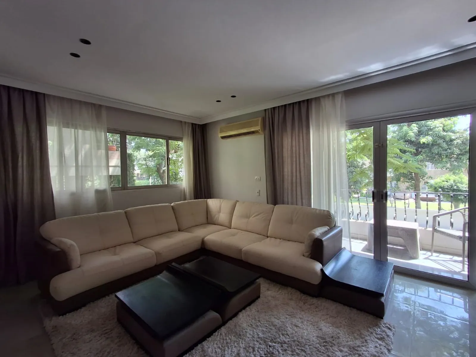 شقق للبيع في المعادي سرايات المعادي مساحة: 170 م² تتكون من 3 غرفة 3 حمام مفروش مودرن 5 نجوم #6142