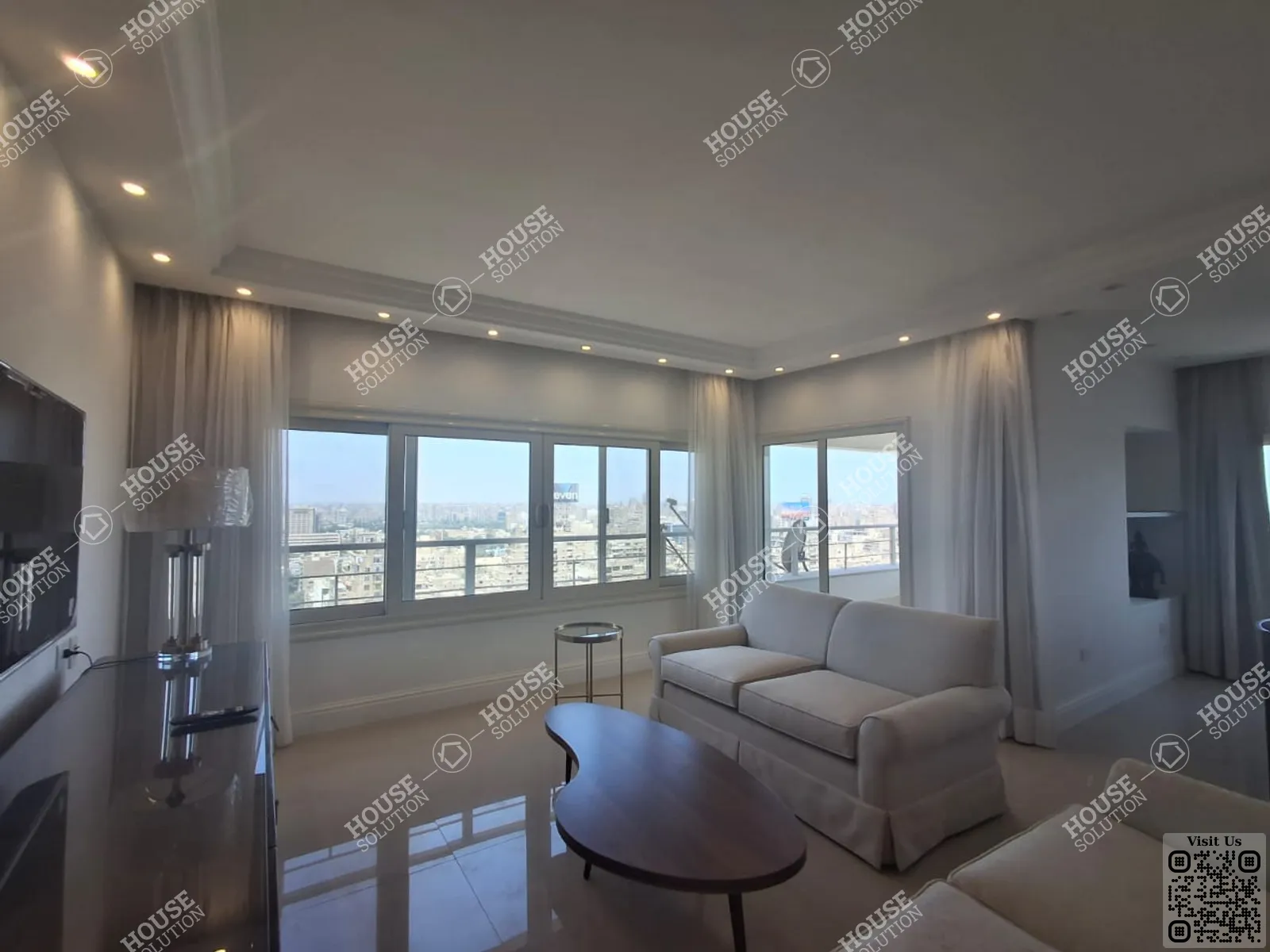 غرفة الاستقبال @ شقق للإيجار في العجوزه كورنيش العجوزه مساحة: 200 م² تتكون من 2 غرفة 2 حمام مفروش مودرن 5 نجوم #6182-1