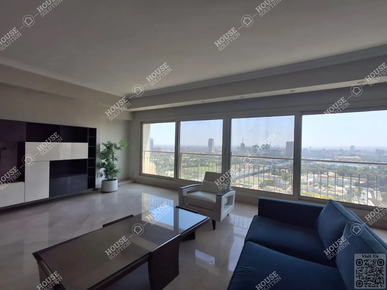 غرفة الاستقبال	 @ شقق للإيجار في العجوزه كورنيش العجوزه مساحة: 300 م² تتكون من 3 غرفة 3 حمام مفروش مودرن 5 نجوم #6184-0