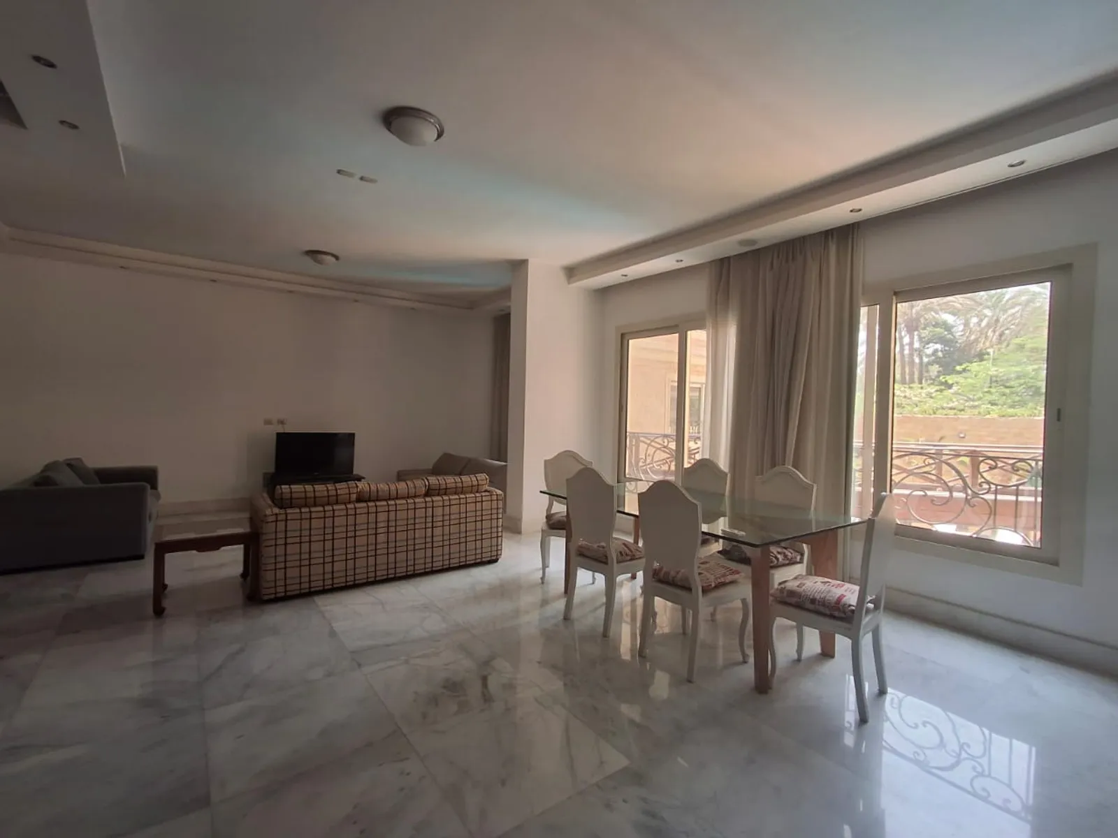 Apartments For Sale In Maadi Maadi Sarayat Area: 180 m² consists of 3 Bedrooms 3 Bathrooms Furnished 5 stars #6189