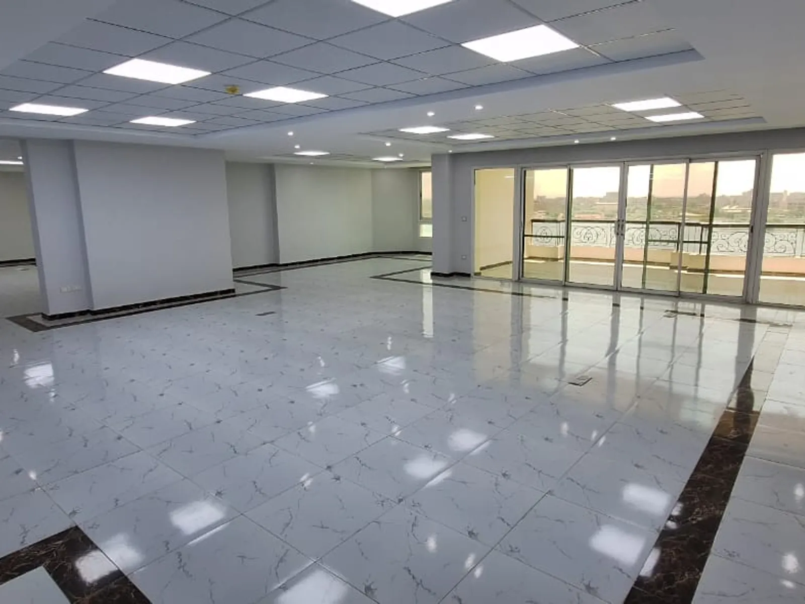 MODERN 1000 SQM OFFICE SPACE WITH DIRECT NILE VIEW, 9TH FLOOR, PARKING INCLUDED – PRIME LOCATION - #6274 - Finished