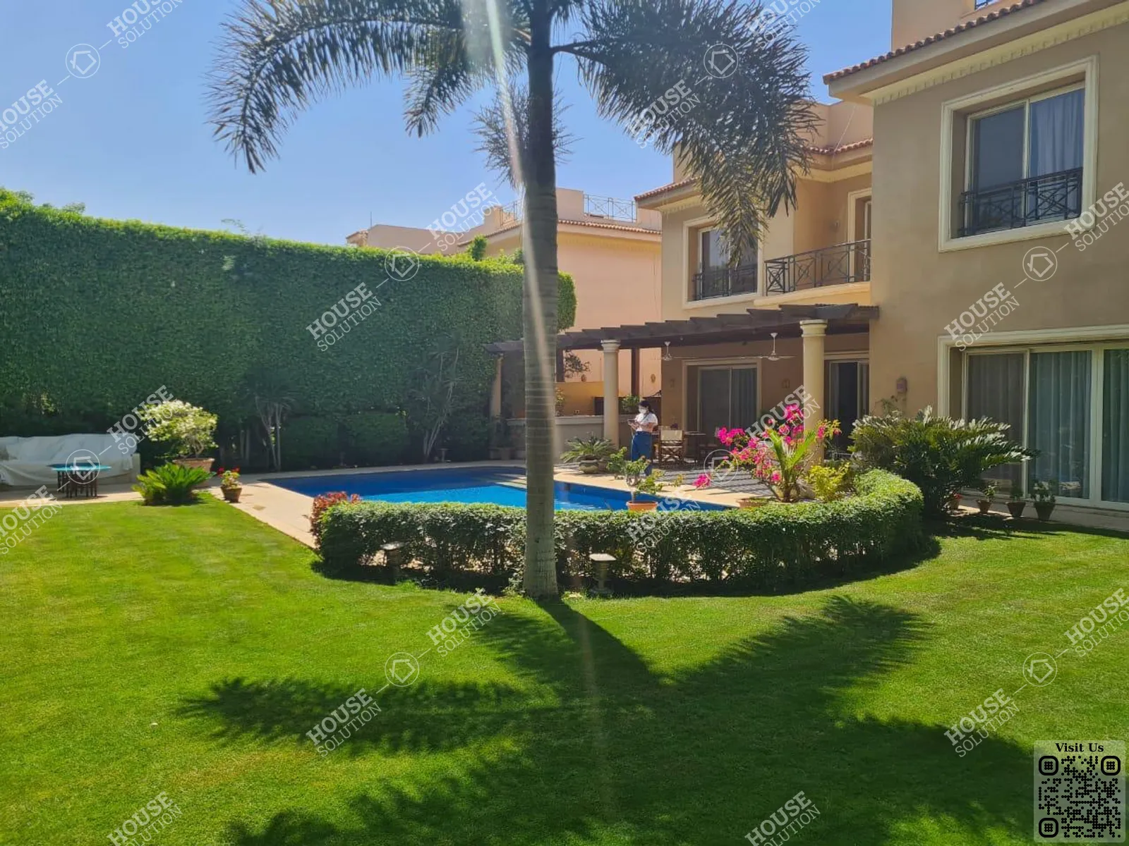 PRIVATE GARDEN @ Villas For Rent In Katameya katameya Heights Area: 650 m² consists of 5 Bedrooms 6 Bathrooms Semi furnished 5 stars #6276-0