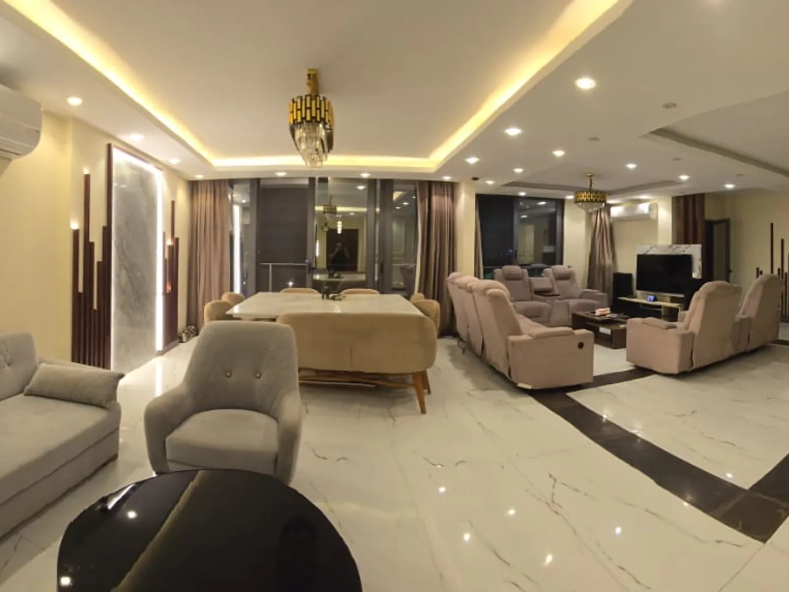 SMART HOME APARTMENT FOR SALE IN RIHANA AVENUE MAADI – 234 SQM WITH JACUZZI & PARKING - #6280 - Modern furnished
