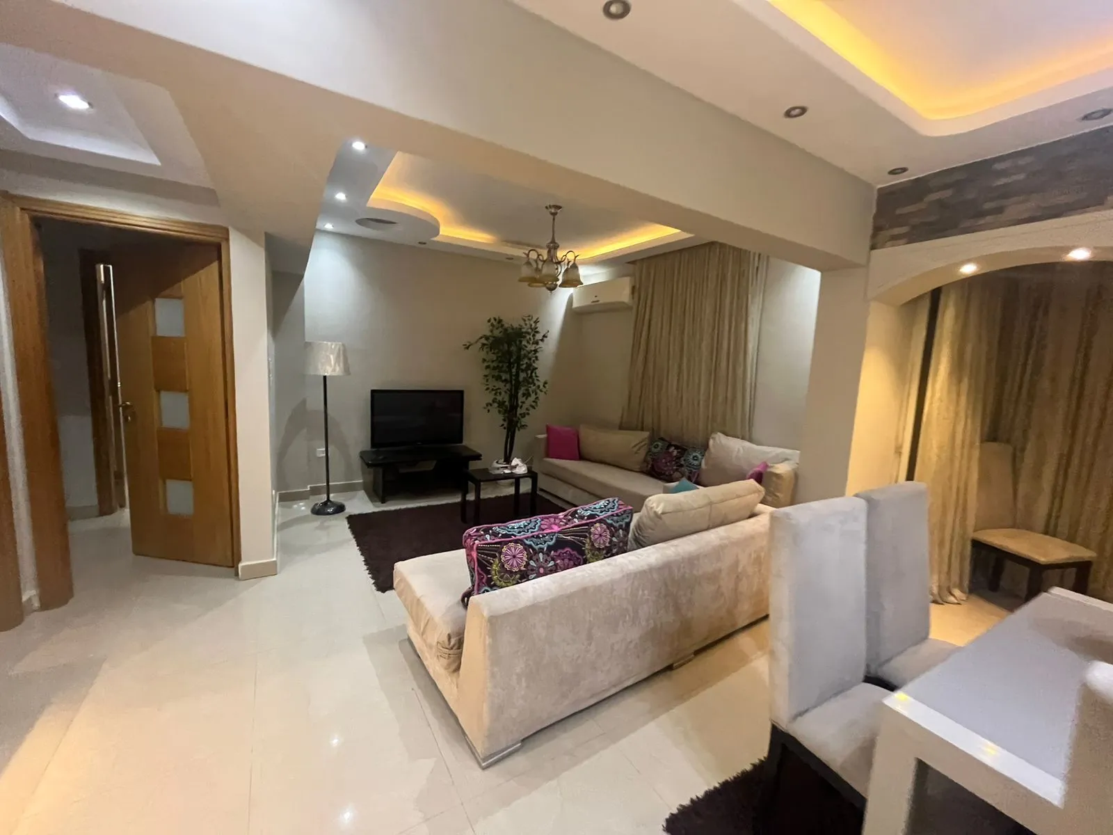 APARTMENT FOR RENT IN DEGLA AL  MAADI - #6297 - Modern furnished