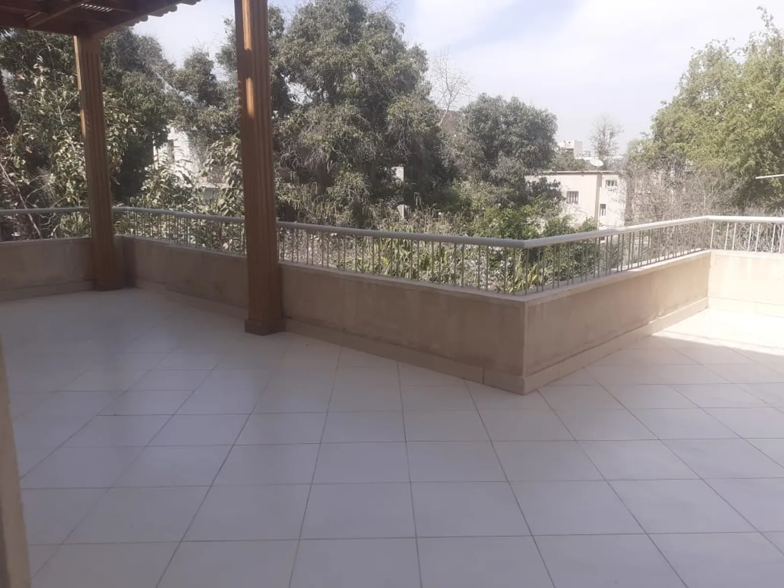 Penthouses For Sale In Maadi Maadi Sarayat Area: 240 m² consists of 3 Bedrooms 3 Bathrooms Semi furnished 1 stars #6346