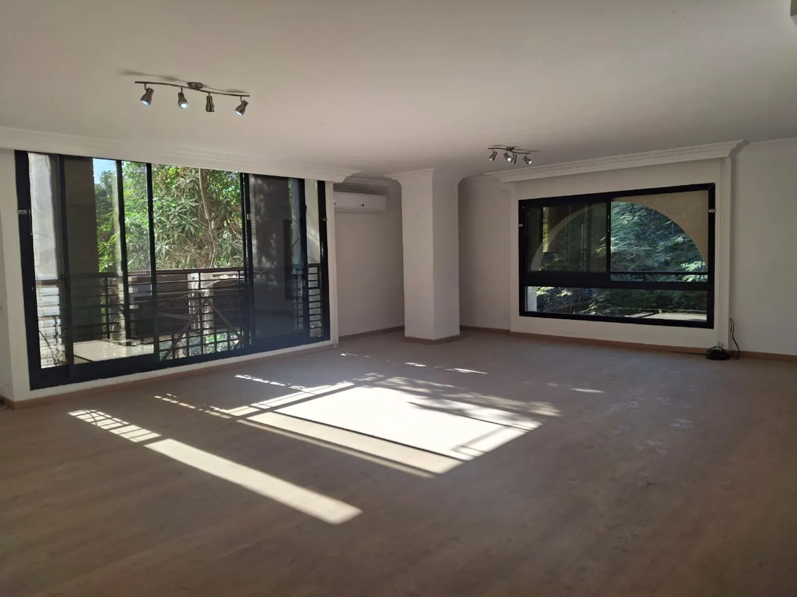 دوبليكس للبيع في المعادي سرايات المعادي مساحة: 330 م² تتكون من 4 غرفة 3 حمام متشطب 5 نجوم #6374