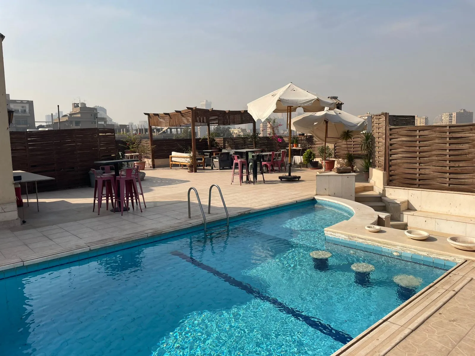 شقق للبيع في المعادي سرايات المعادي مساحة: 190 م² تتكون من 3 غرفة 3 حمام مفروش 5 نجوم #6424